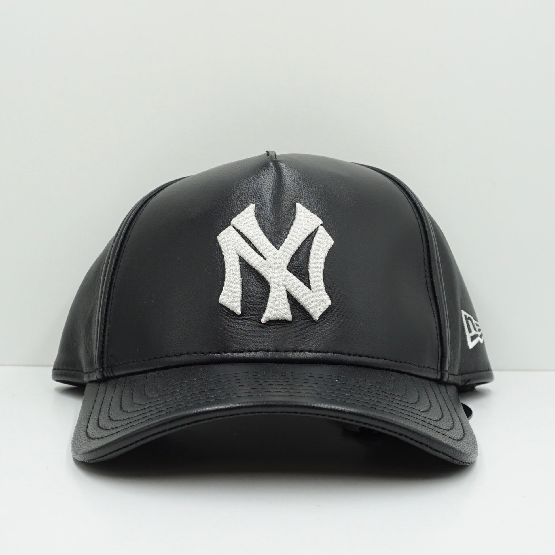 New Era New York Yankees Black Adjustable Cap