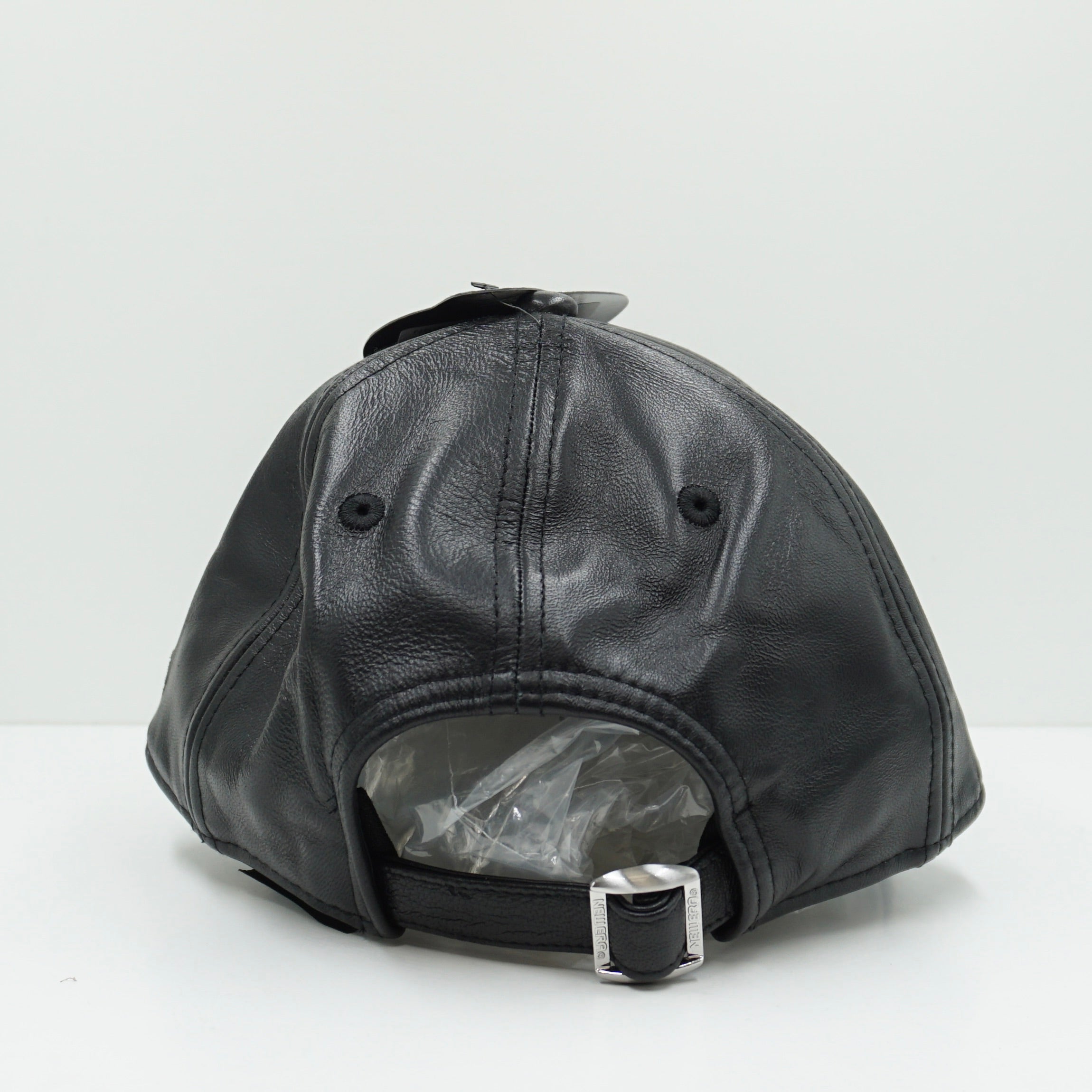 New Era New York Yankees White Logo Black Leather M-Crown Adjustable Cap