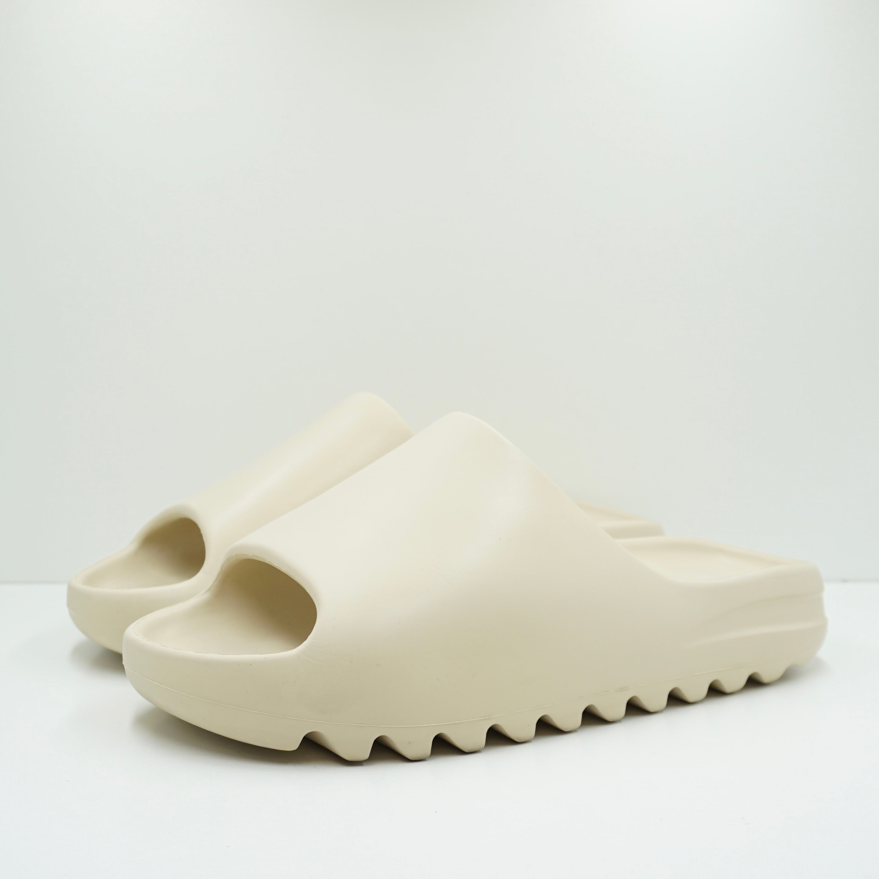 Adidas Yeezy Slide Bone (2019)