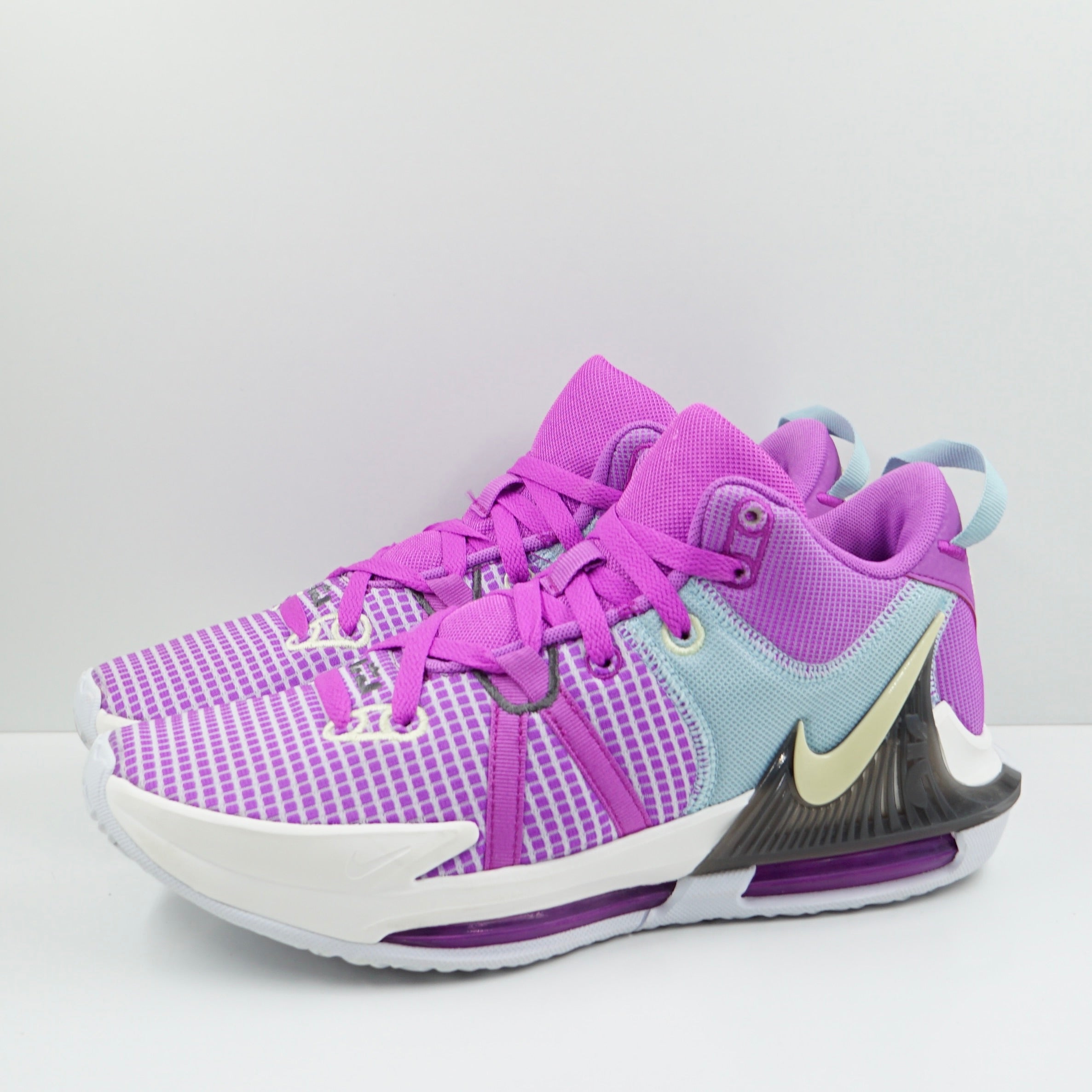 Nike LeBron Witness 7 Fuchsia Dream