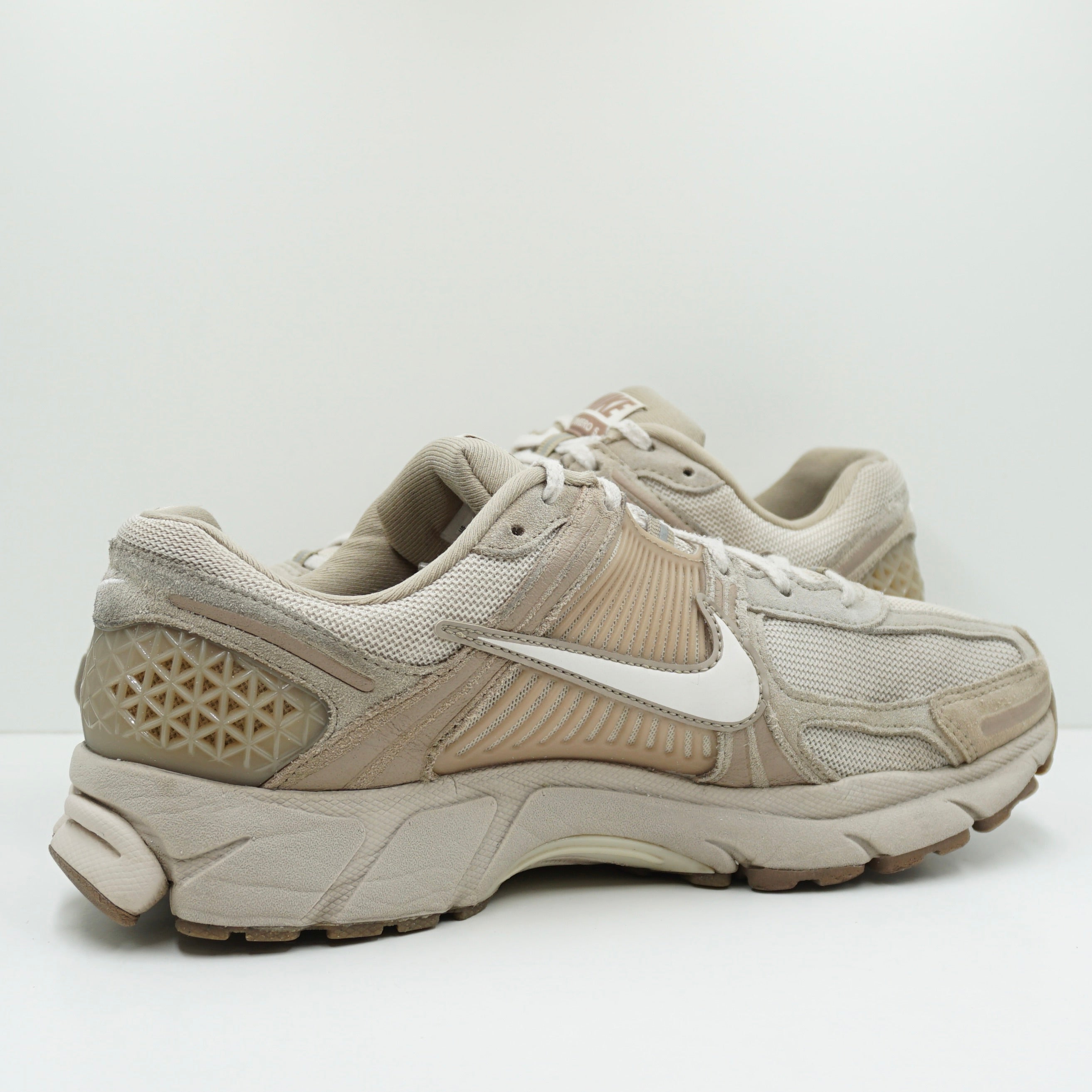 Nike Zoom Vomero 5 Khaki