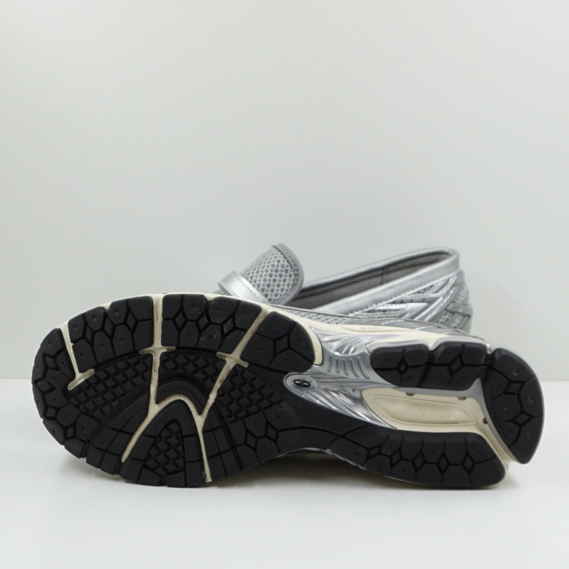 New Balance 1906L Metallic Silver