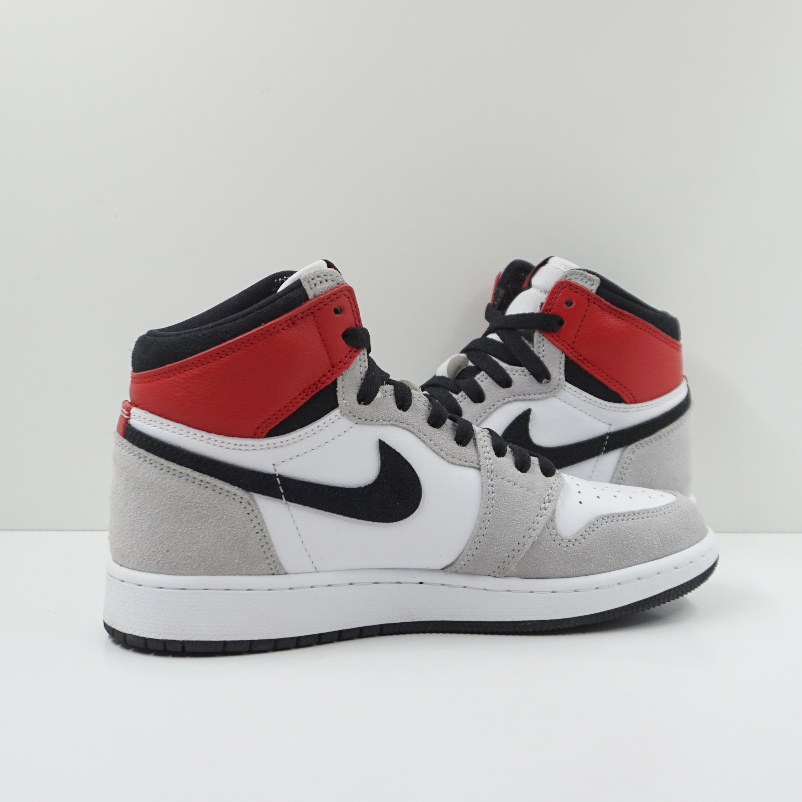 Jordan 1 Retro High Light Smoke Grey (GS)