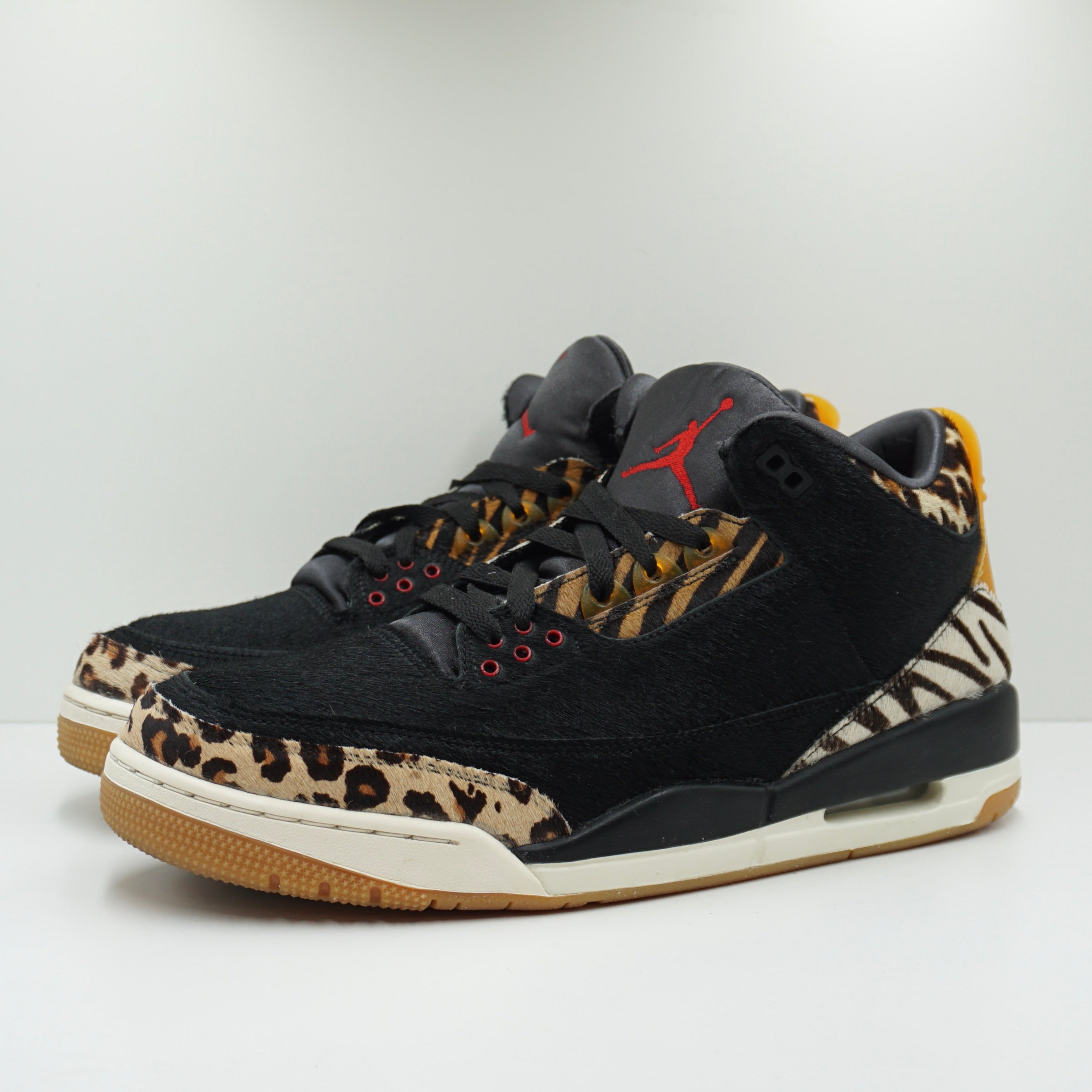 Jordan 3 Retro SE Animal Instinct