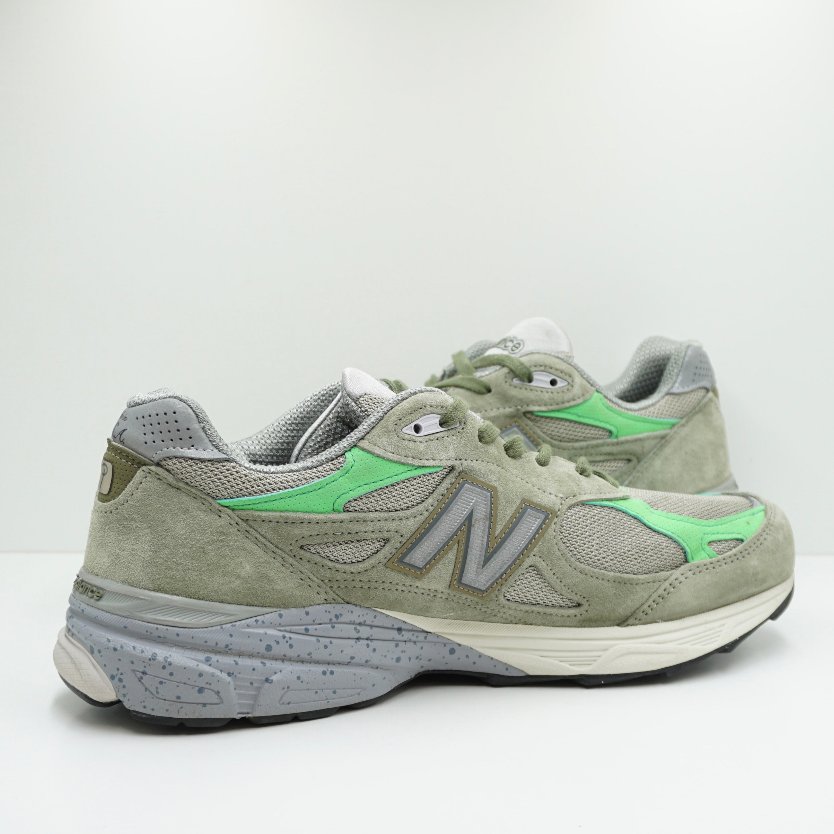 New Balance x Patta 990v3 MiUSA Keep Your Family Close