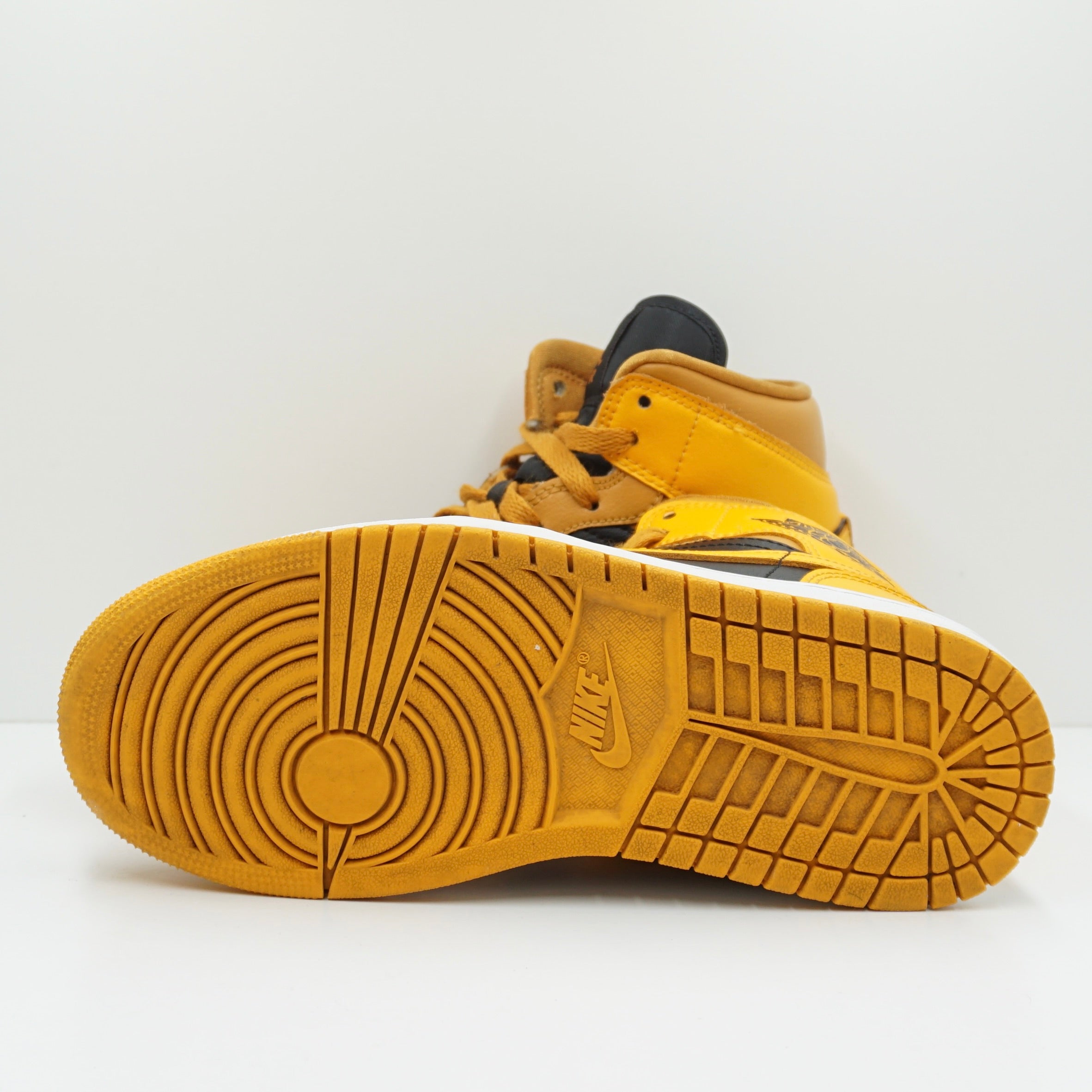 Jordan 1 Mid Chutney Taxi (W)