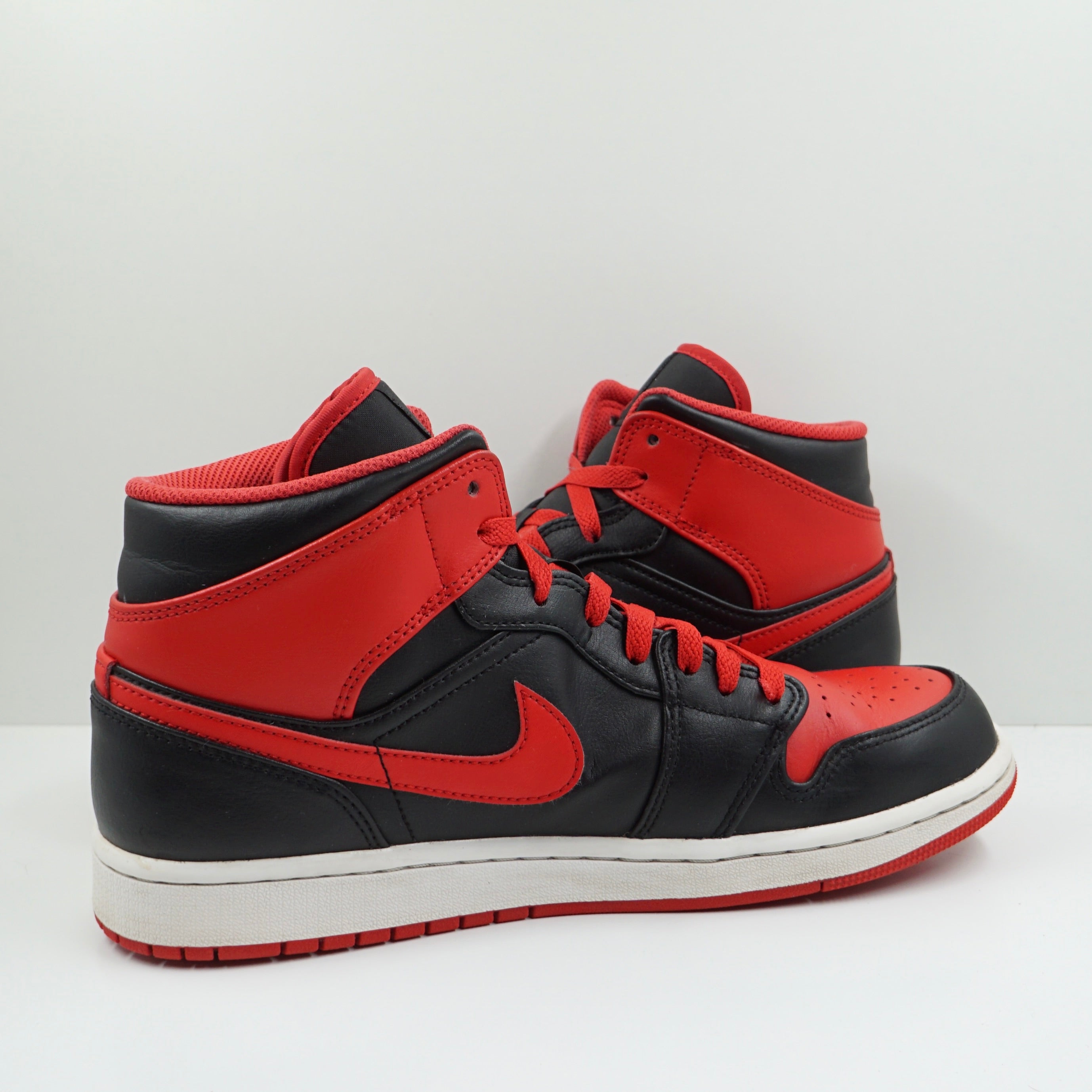 Jordan 1 Mid Alternate Bred (2022)