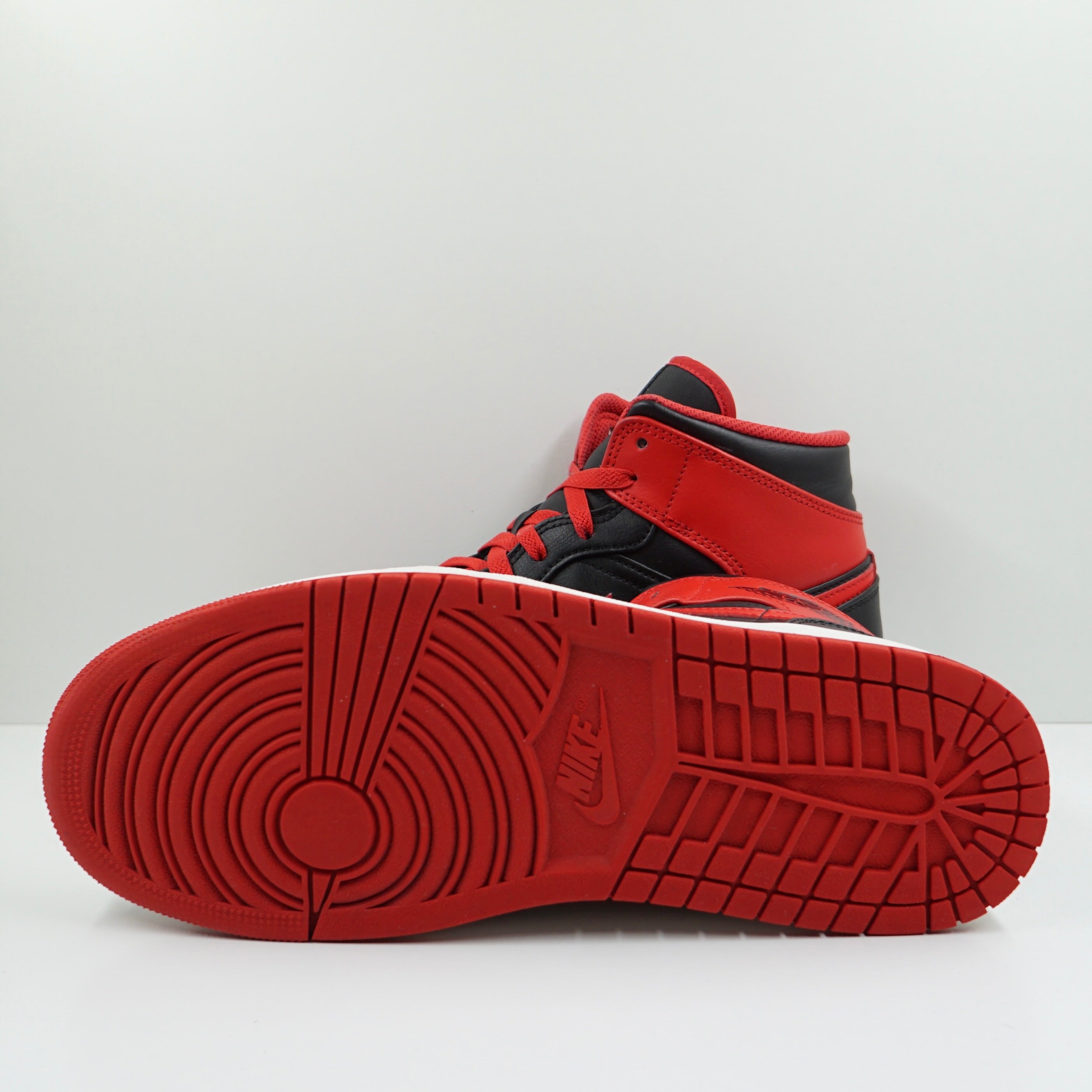 Jordan 1 Mid Alternate Bred (2022)