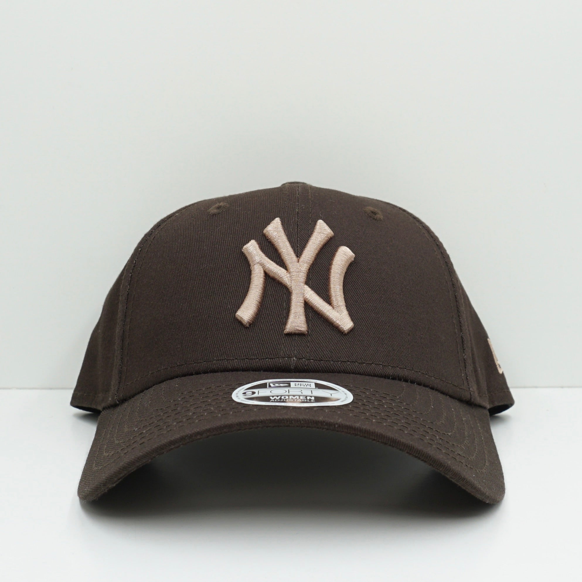 New Era New York Yankees Brown Adjustable Cap (W)