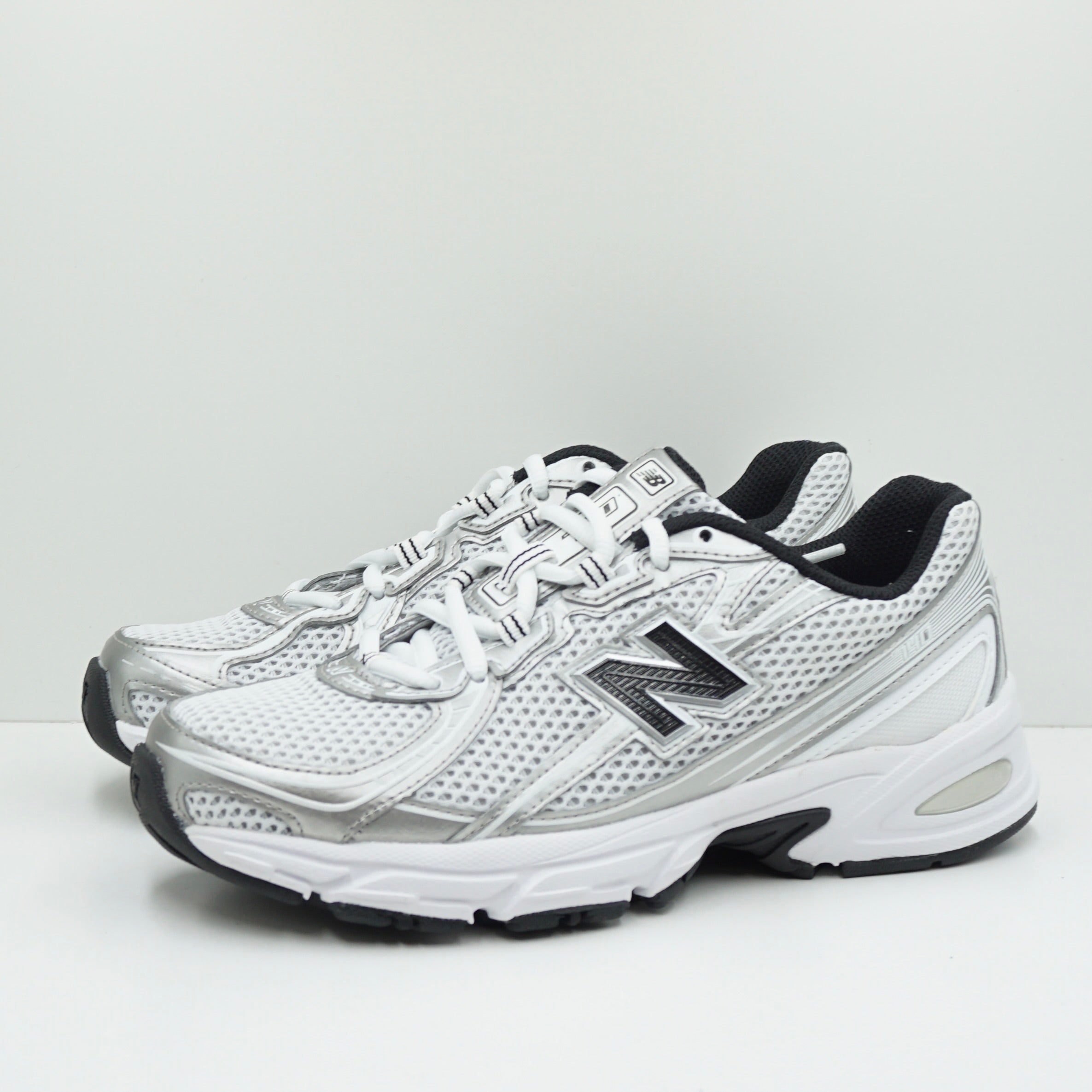 New Balance 740 White Silver Metallic