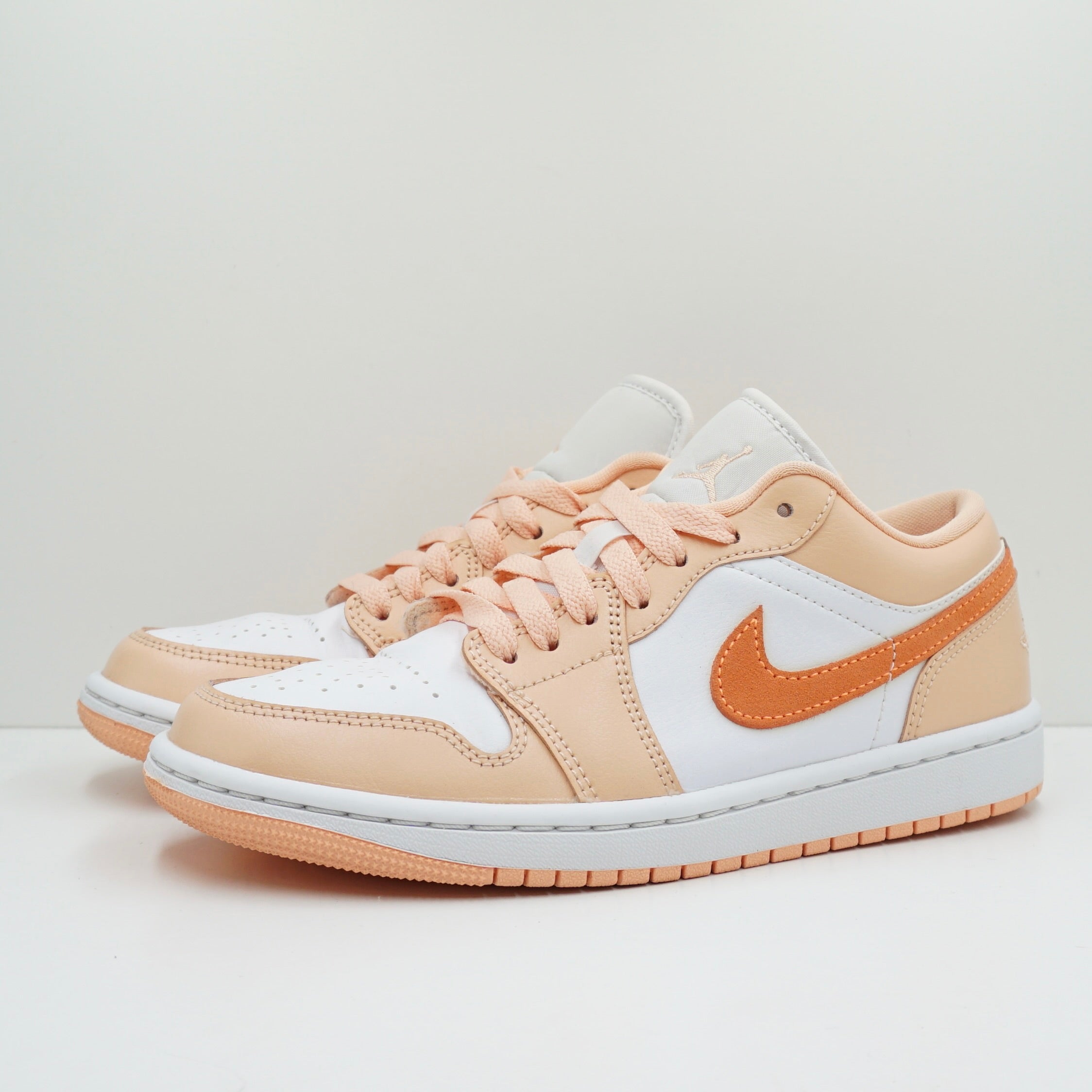 Jordan 1 Low Sunset Haze (W)