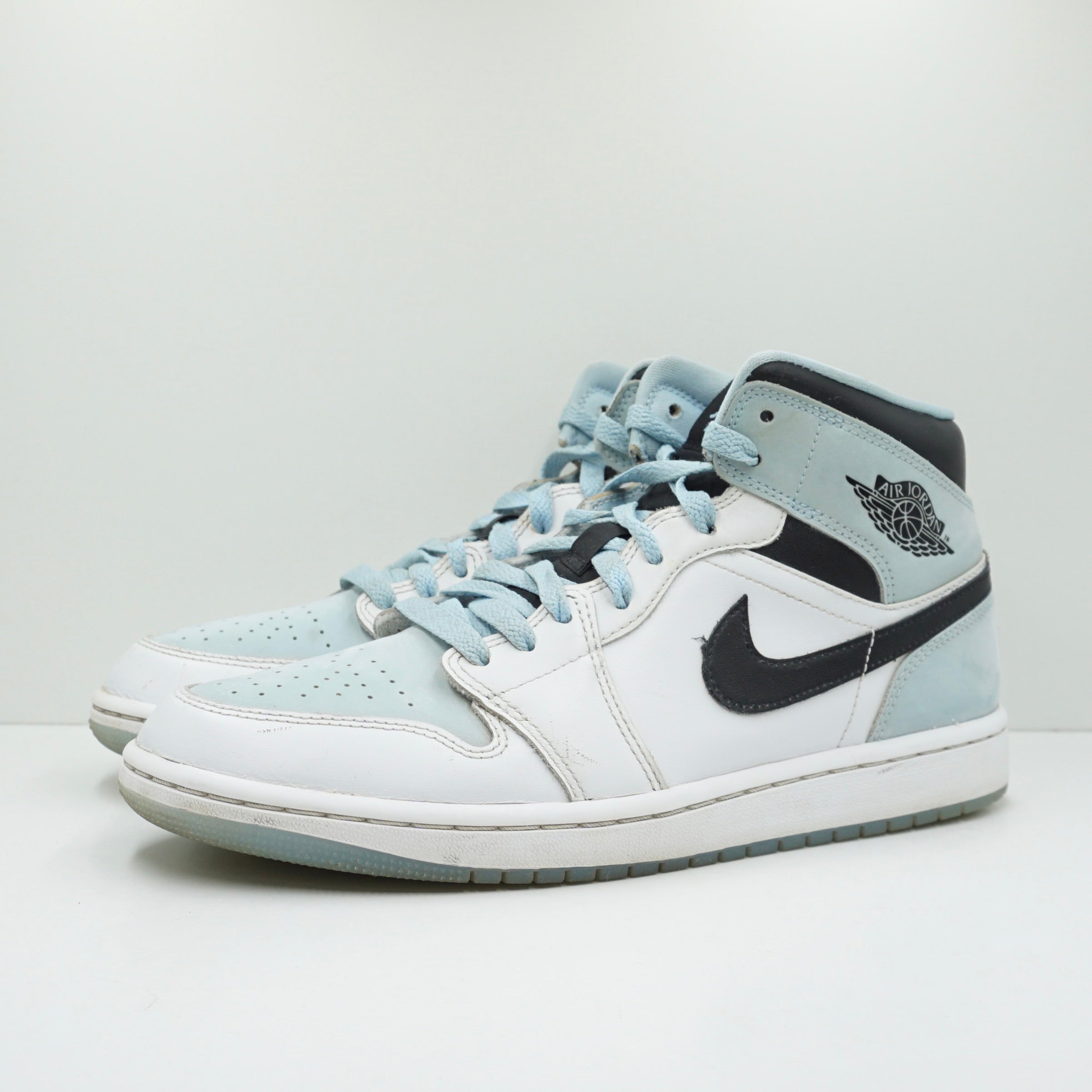 Jordan 1 Mid SE Ice Blue (2023)