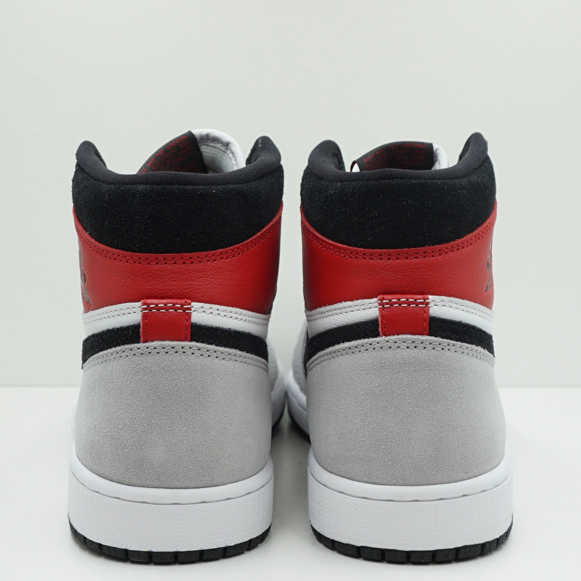 Jordan 1 Retro High Light Smoke Grey