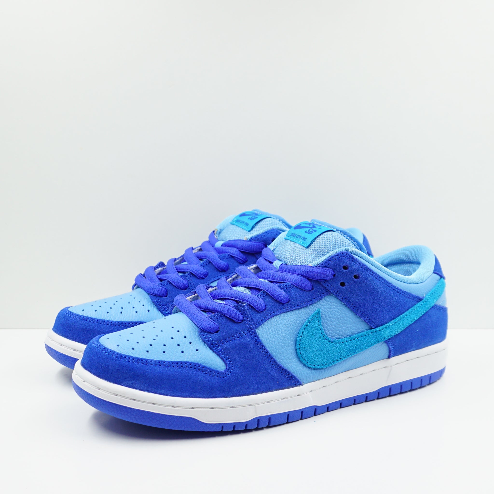 Nike SB Dunk Low Blue Raspberry