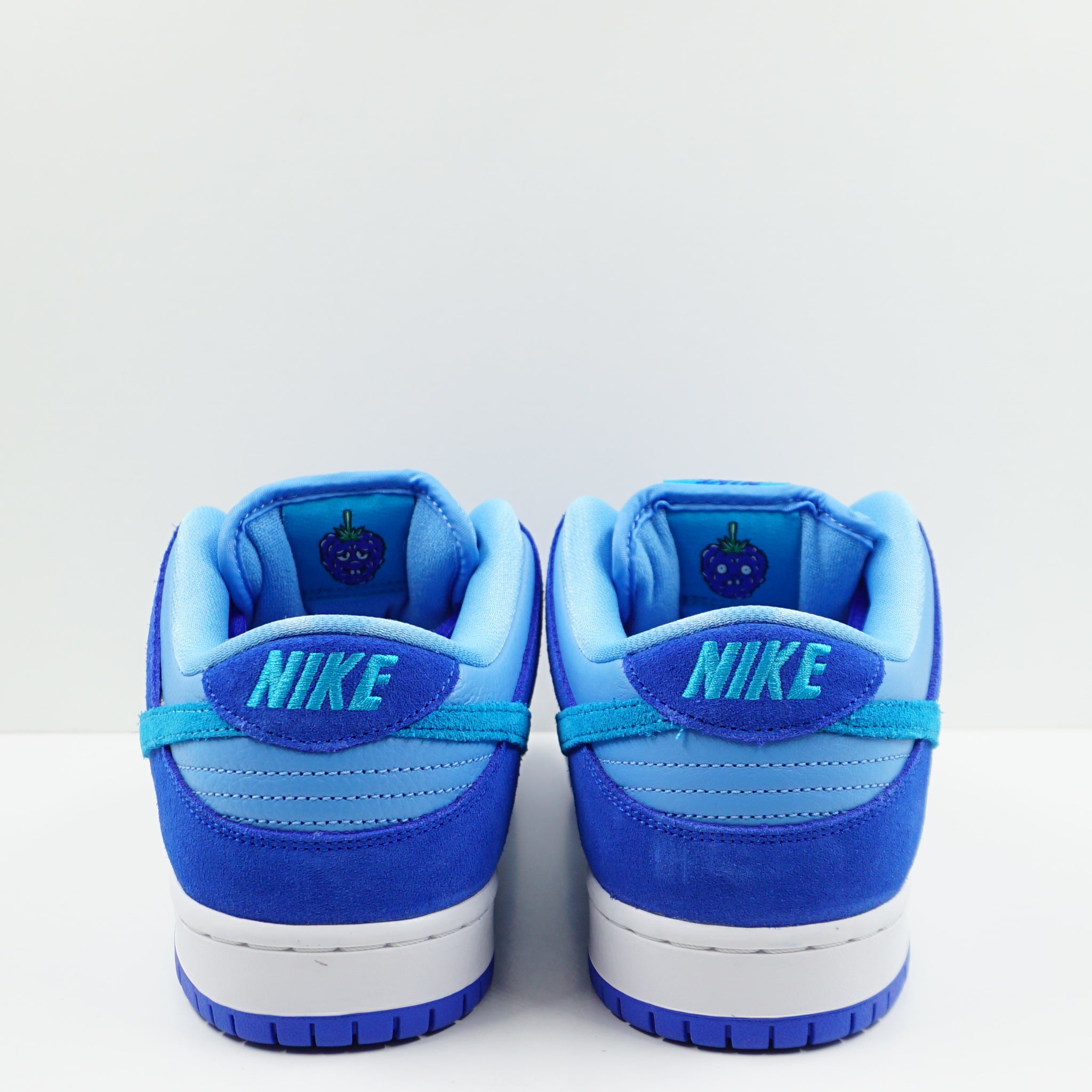 Nike SB Dunk Low Blue Raspberry