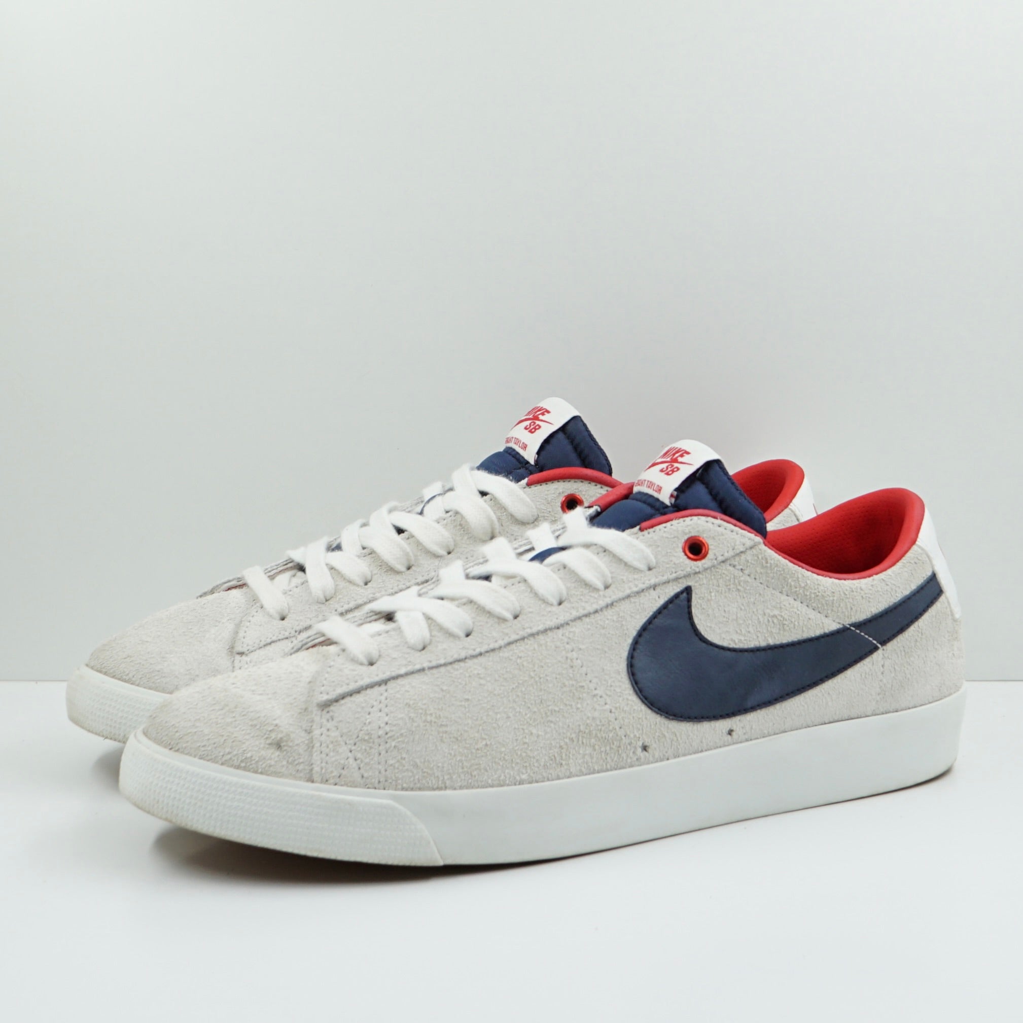 Nike SB Blazer Low GT Summit White Obsidian