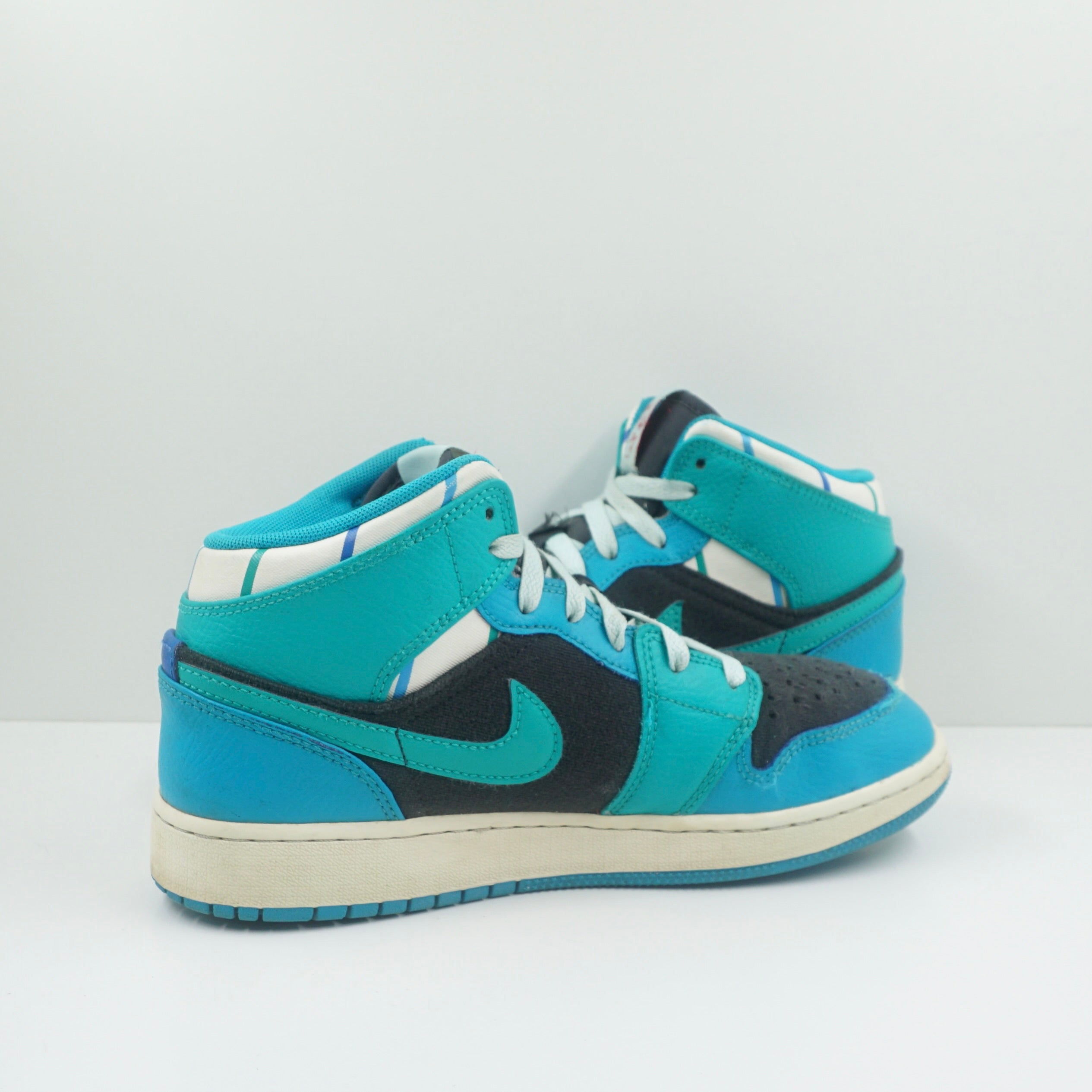 Jordan 1 Mid Inspired By The Greatest Aquatone (GS)