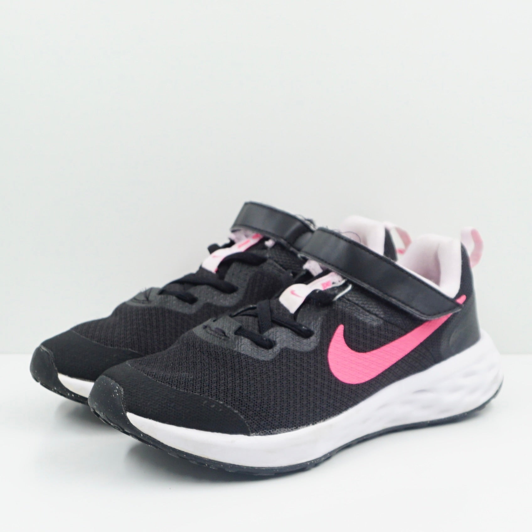 Nike Revolution 6 Black Hyper Pink (PS)