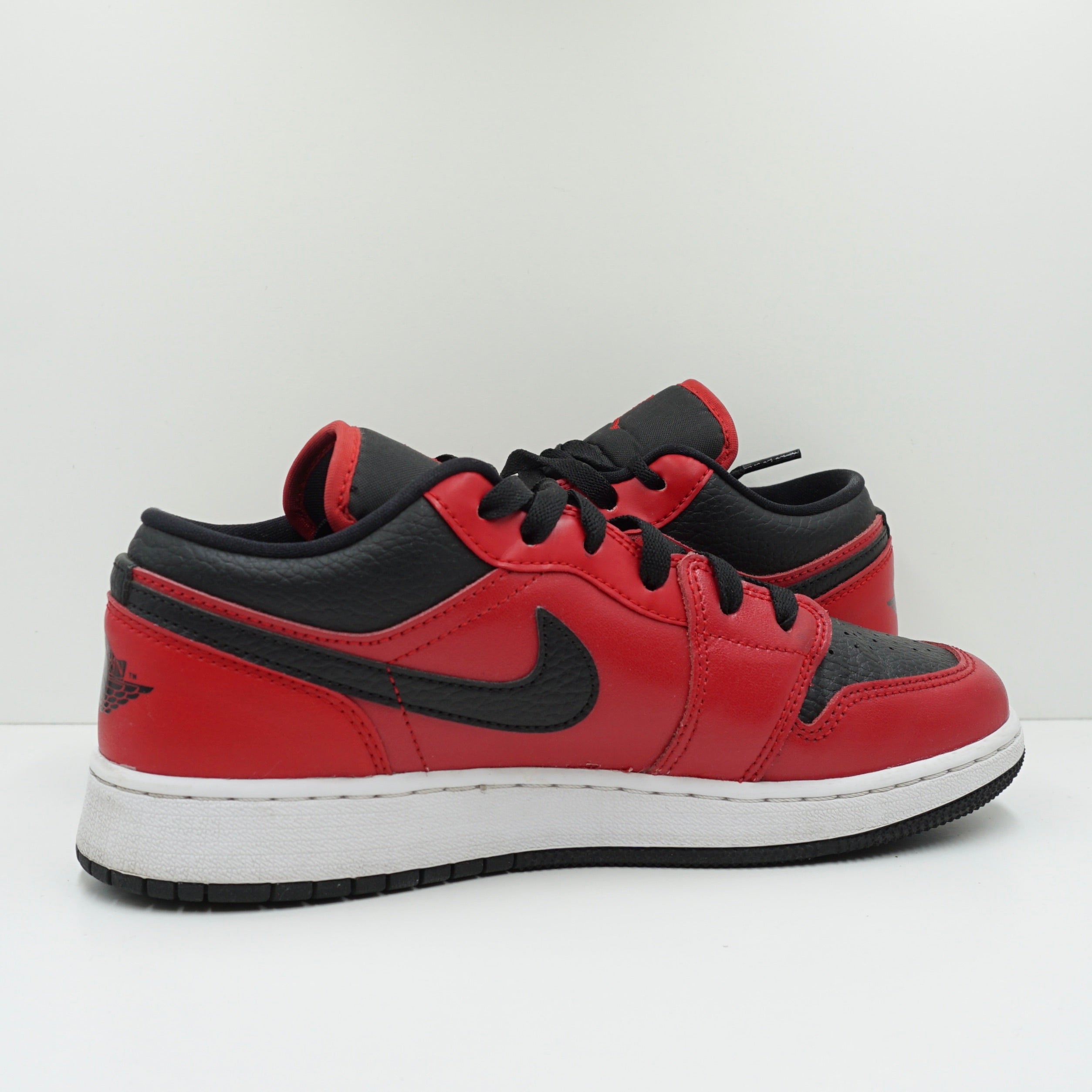 Jordan 1 Low Gym Red Black Pebbled (GS)