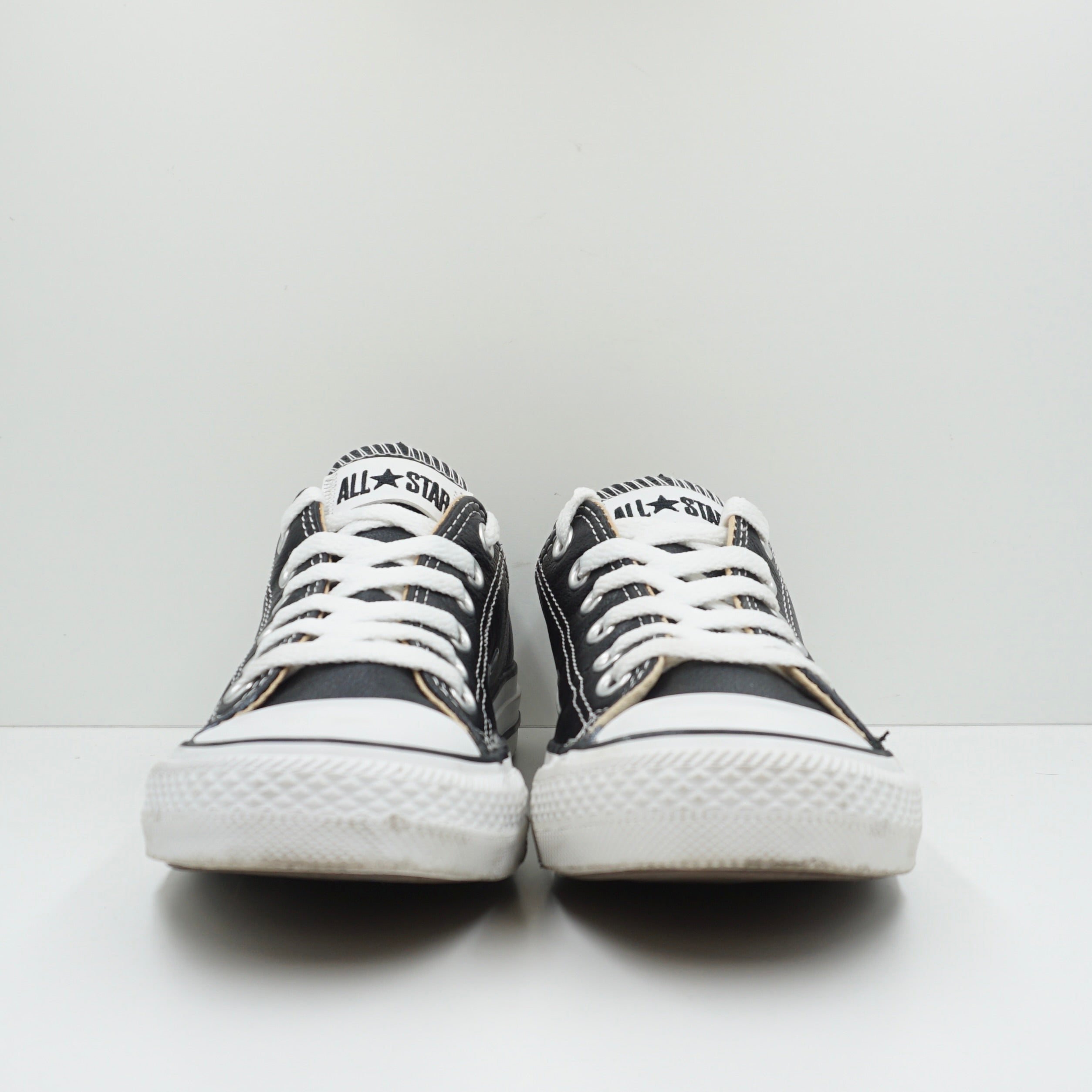 Converse Chuck Taylor All Star Low Black Leather