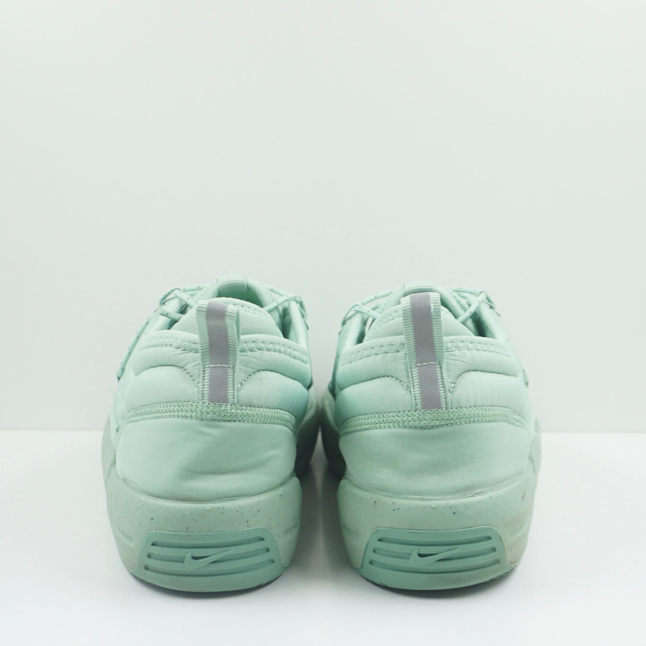 Nike Offline Pack Enamel Green