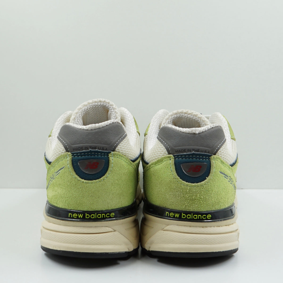 New Balance 990v4 MiUSA Teddy Hi-Lite