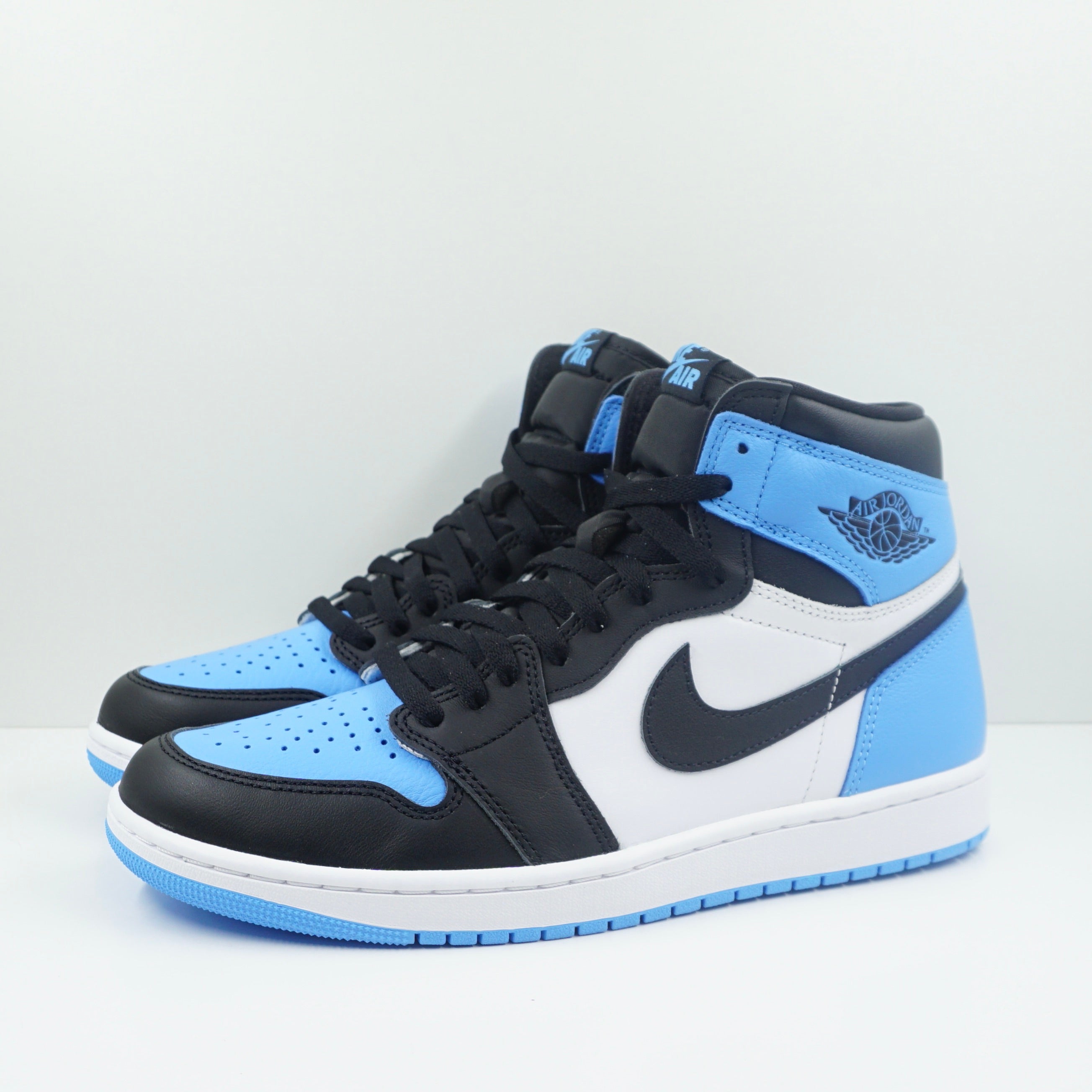 Jordan 1 Retro High OG UNC Toe