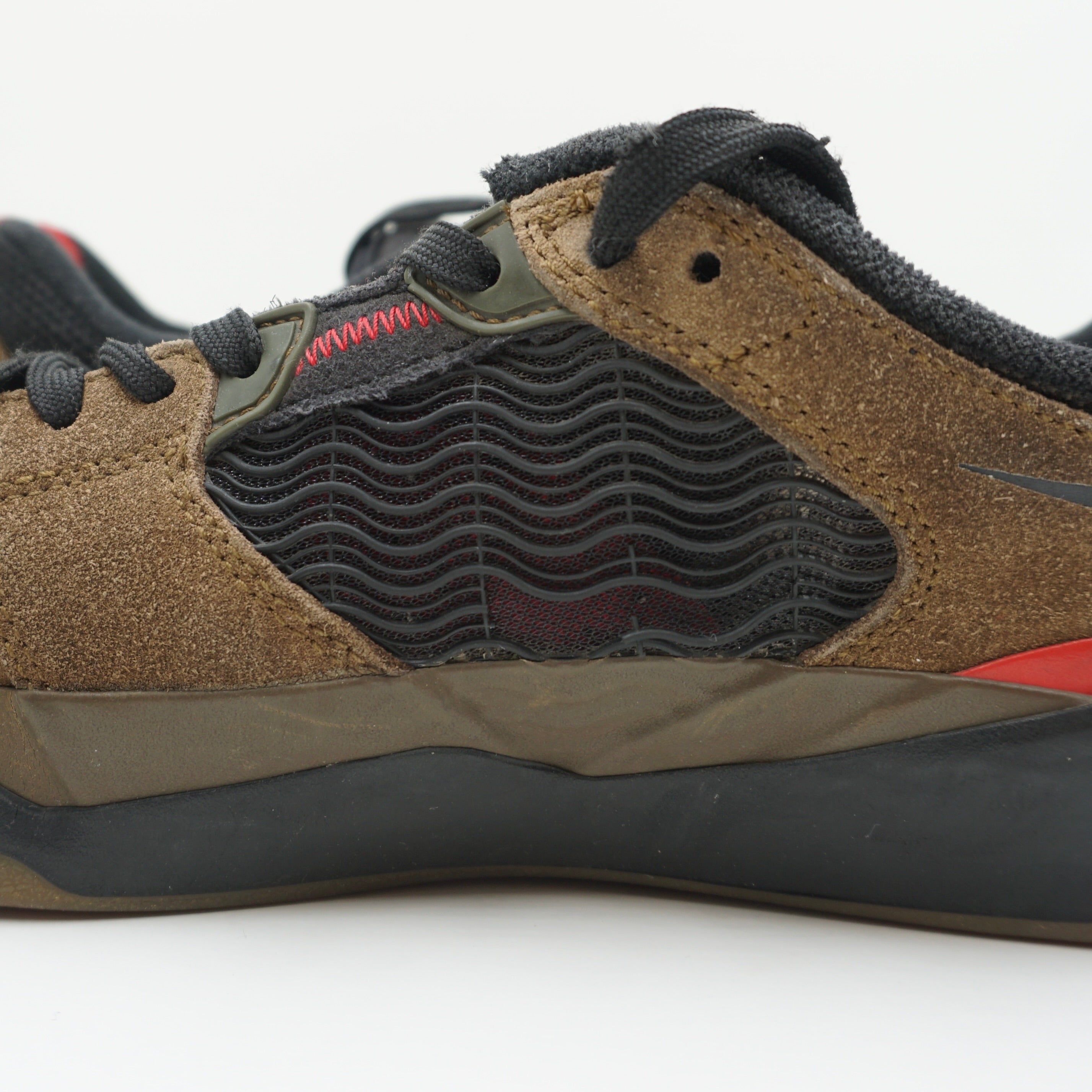 Nike SB Ishod Wair Light Olive