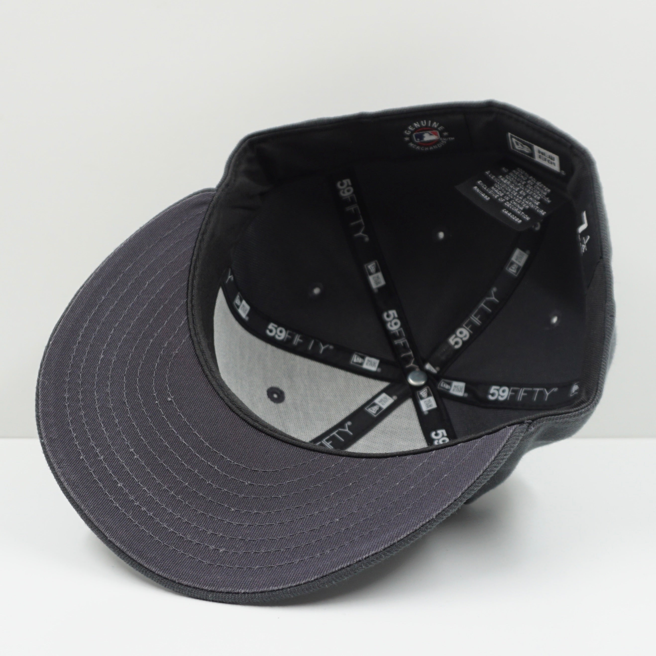 New Era New York Yankees Dark Grey Fitted Cap