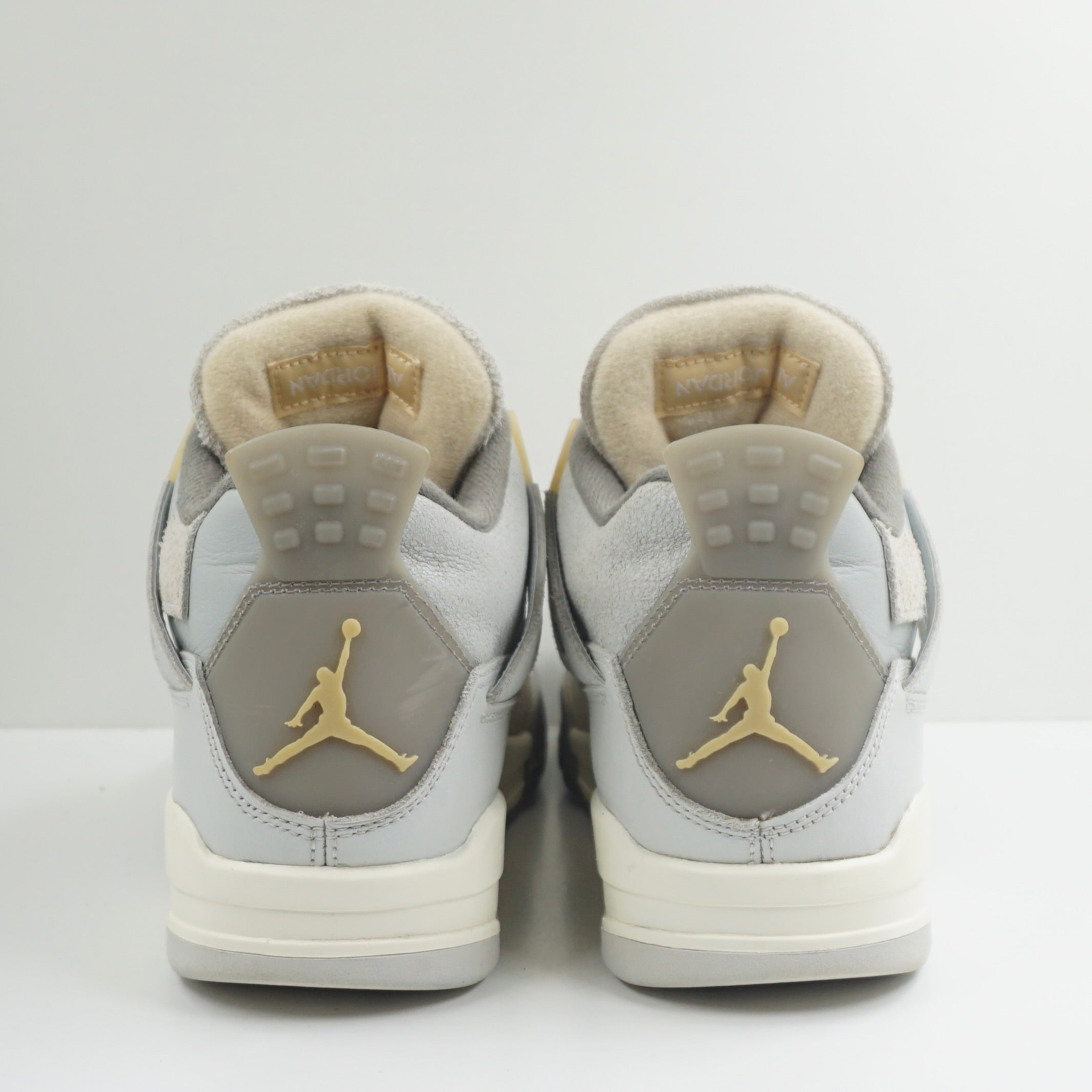 Jordan 4 Retro SE Craft Photon Dust