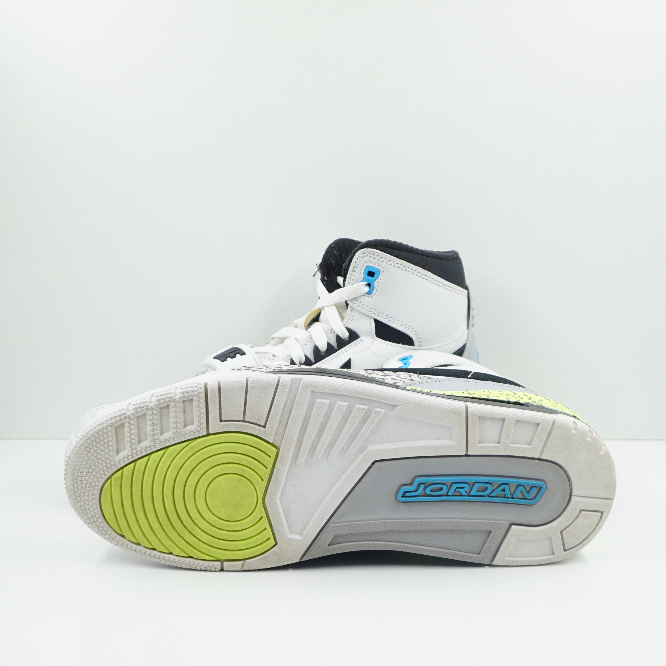 Jordan Legacy 312 Command Force Volt