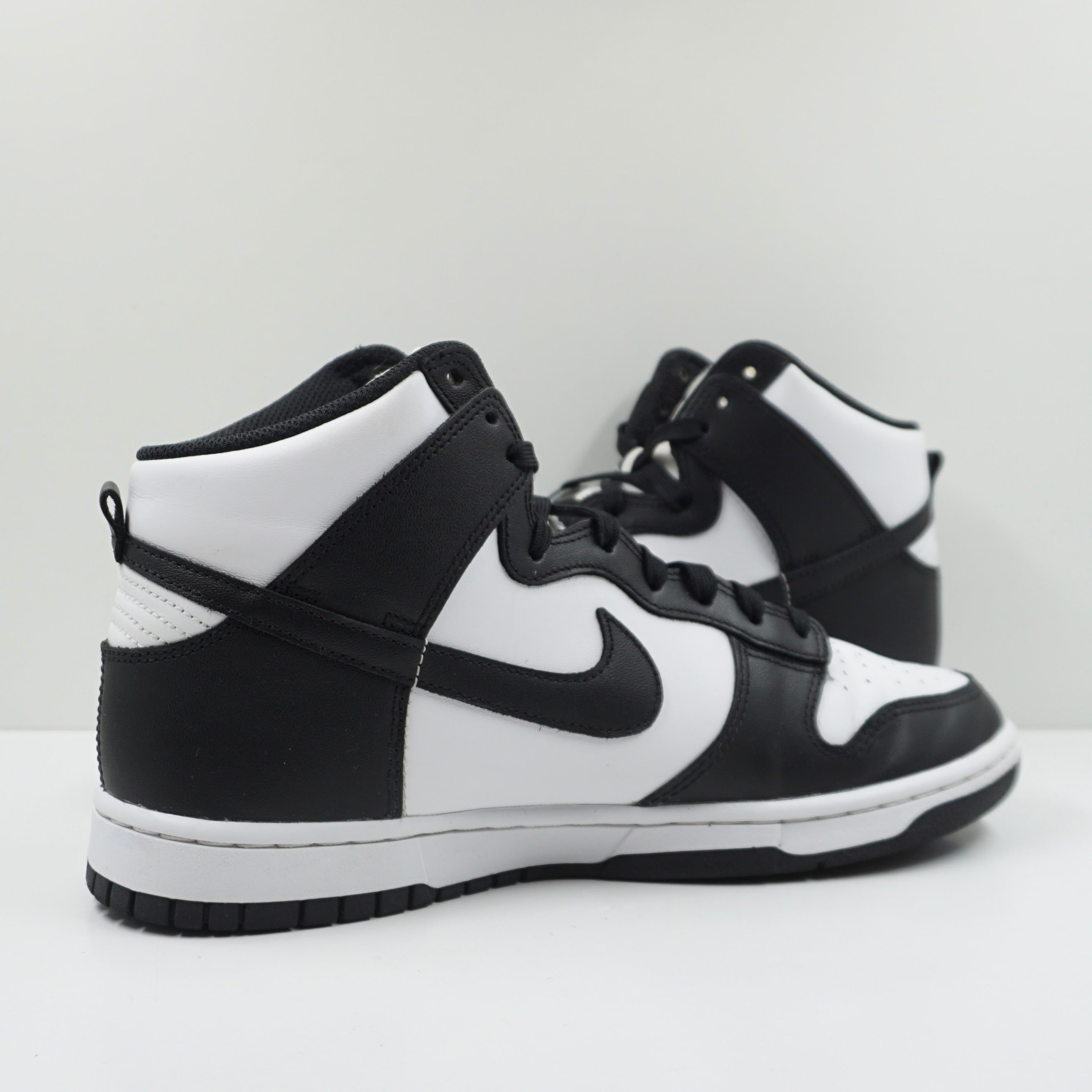 Nike Dunk High Black White