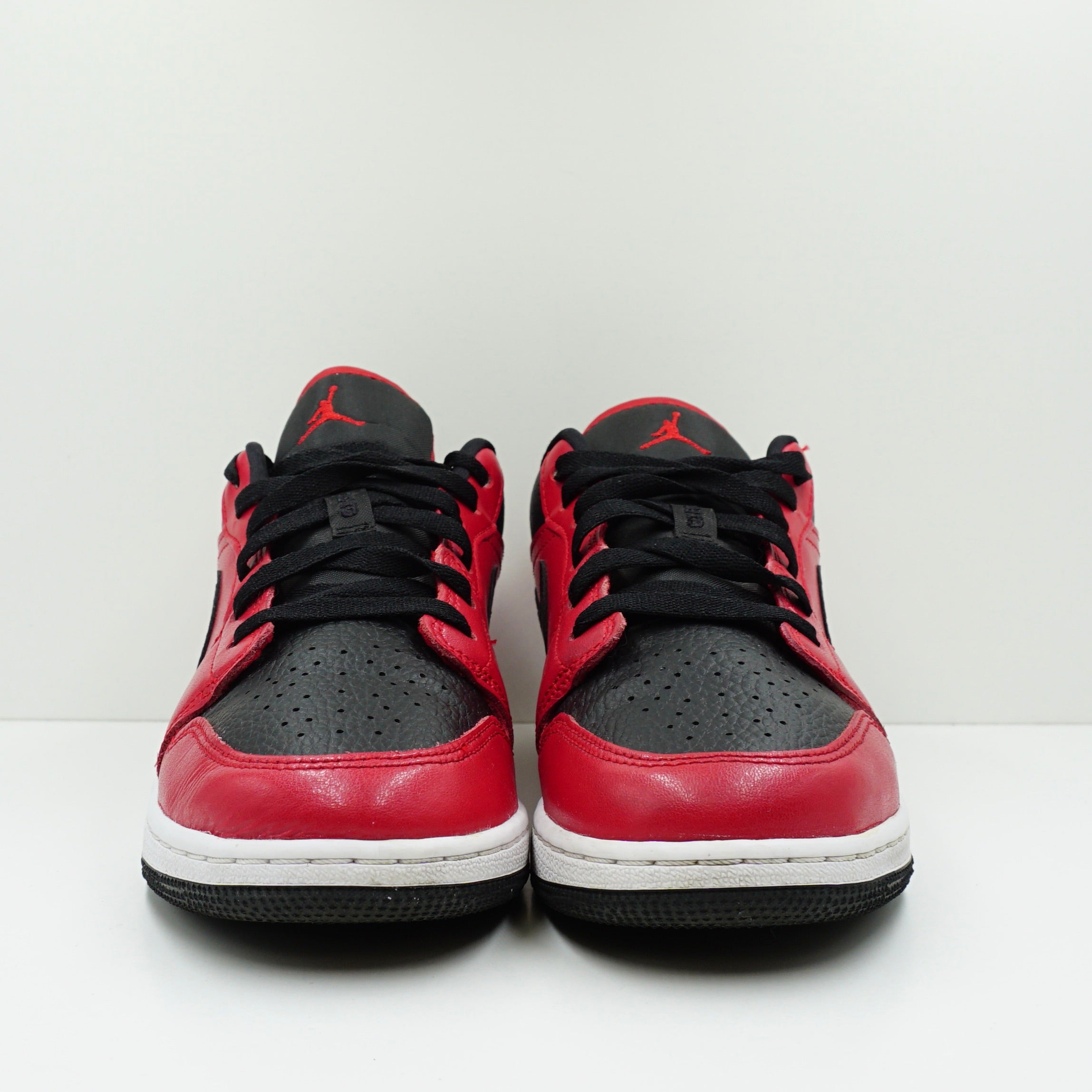 Jordan 1 Low Gym Red Black Pebbled (GS)