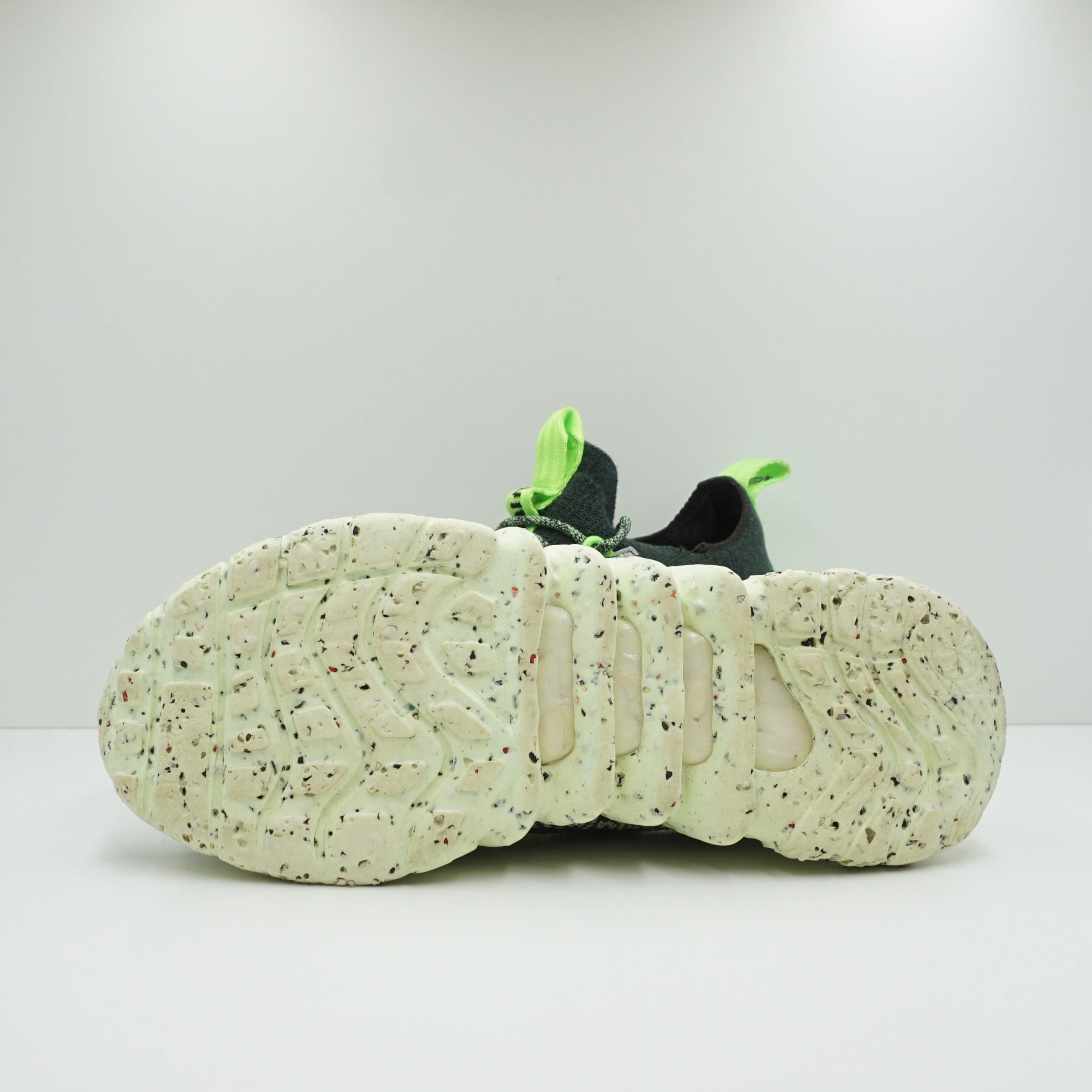 Nike Space Hippie 01 Carbon Green