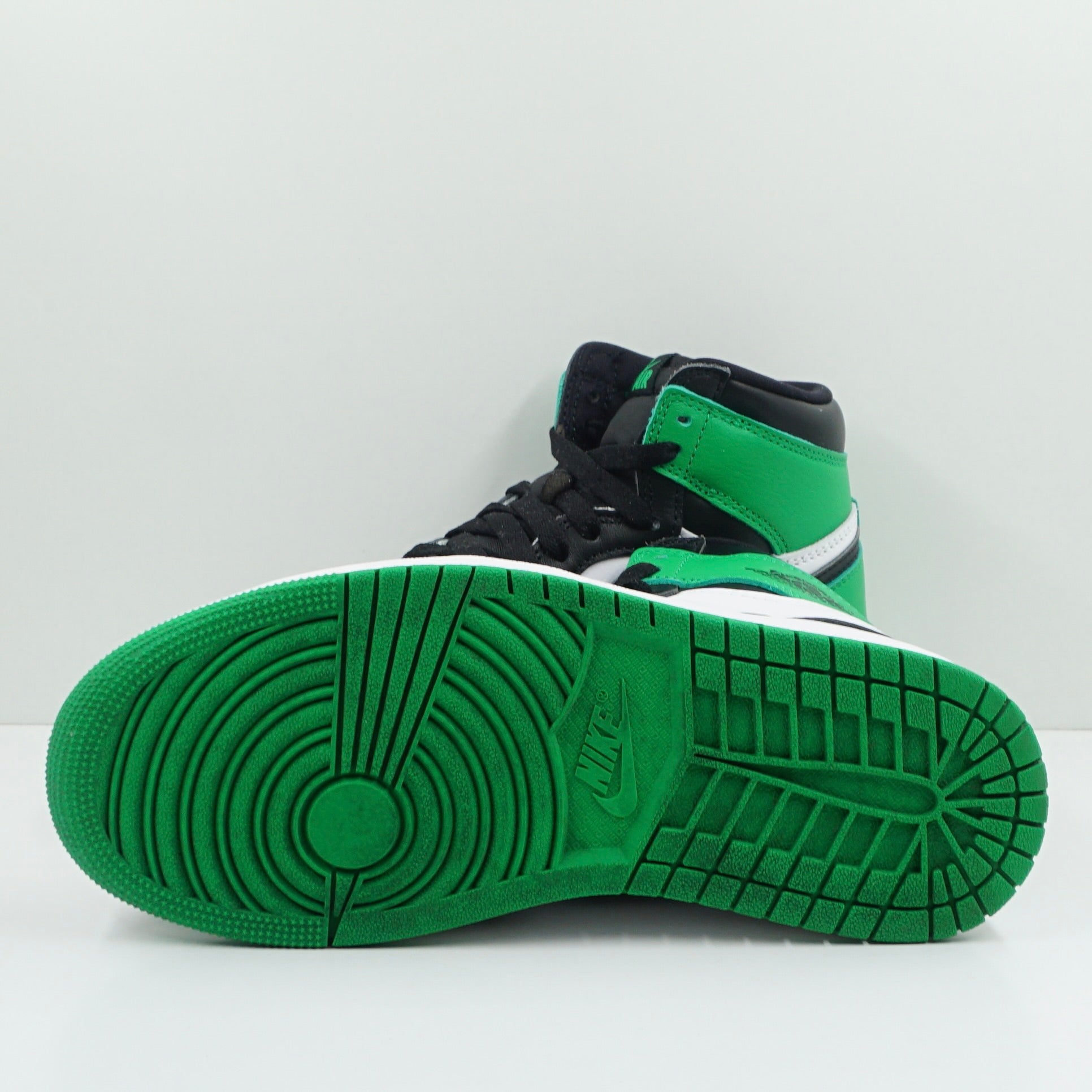 Jordan 1 Retro High OG Lucky Green
