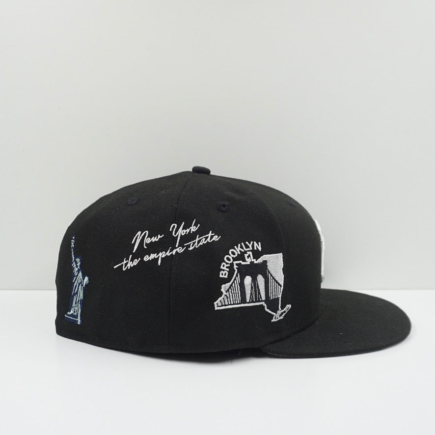 New Era New York Yankees Script Black/White Fitted Cap