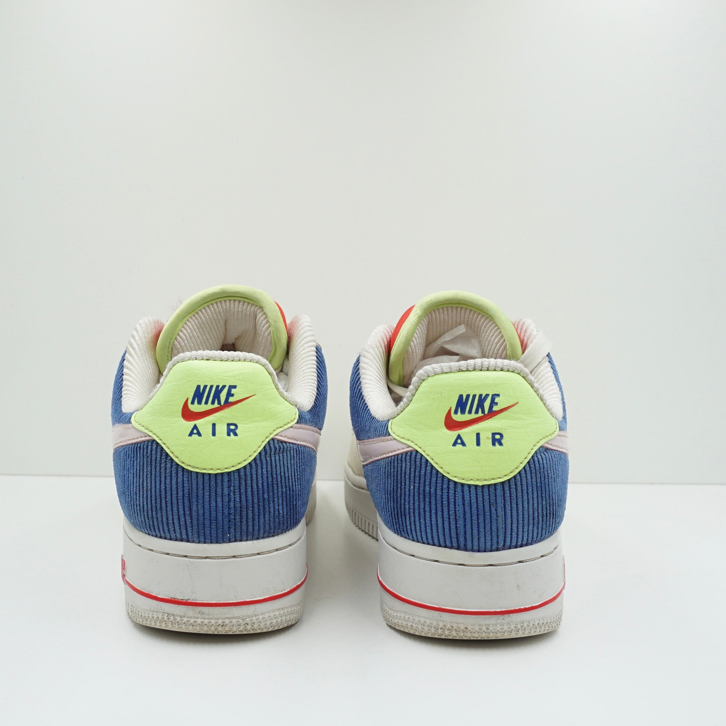 Nike Air Force 1 Low Corduroy (W)