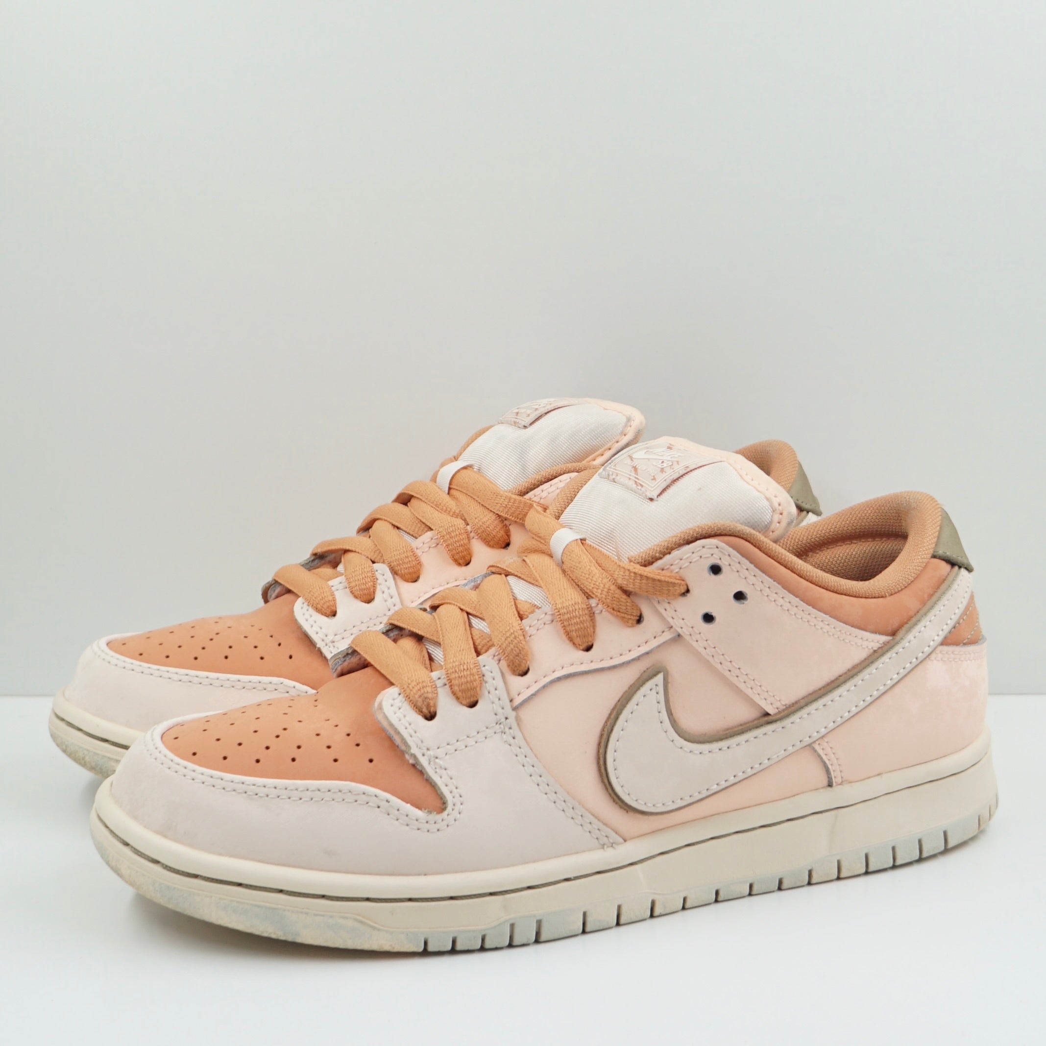 Nike SB Dunk Low Trocadéro Gardens
