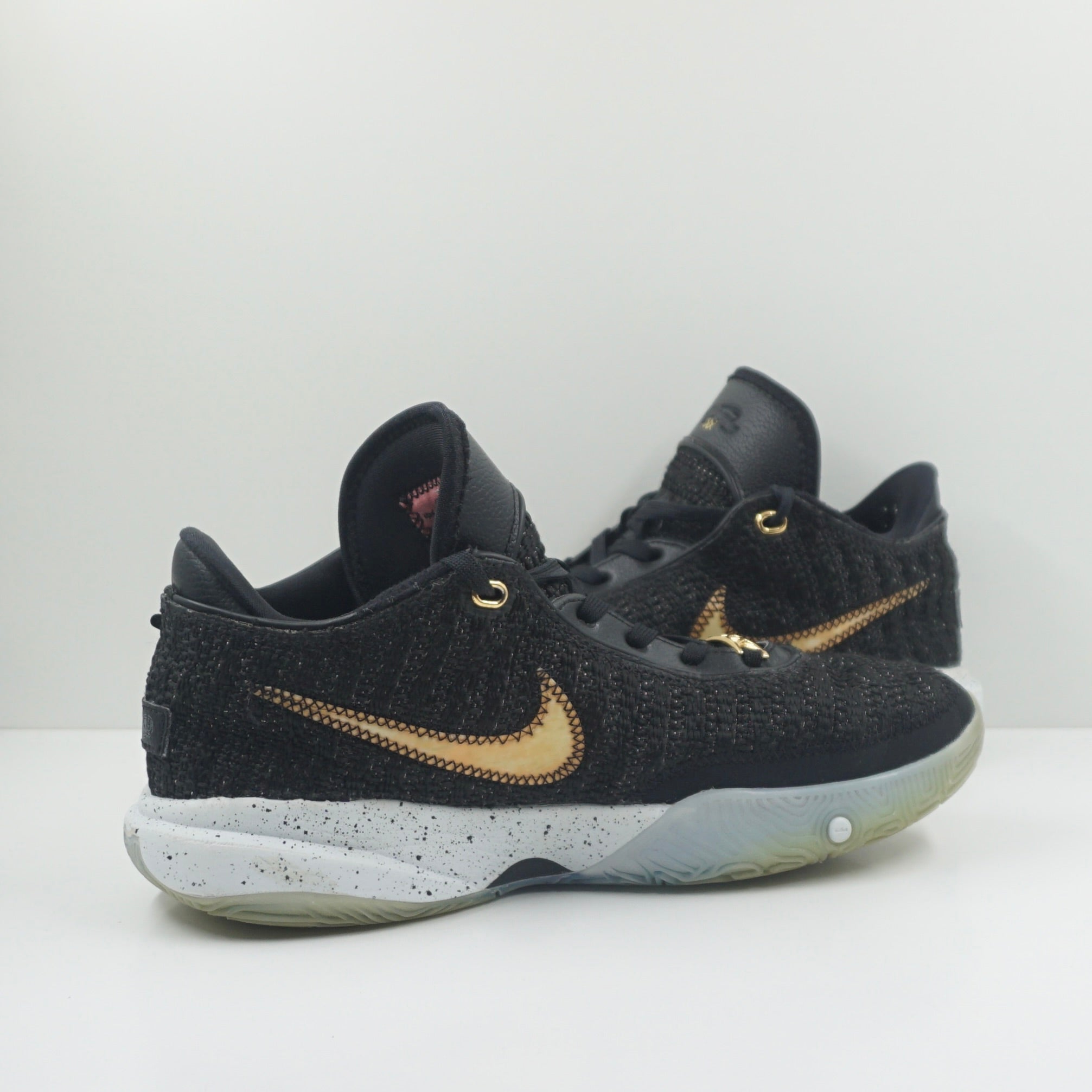 Nike LeBron 20 Black Metallic Gold (GS)
