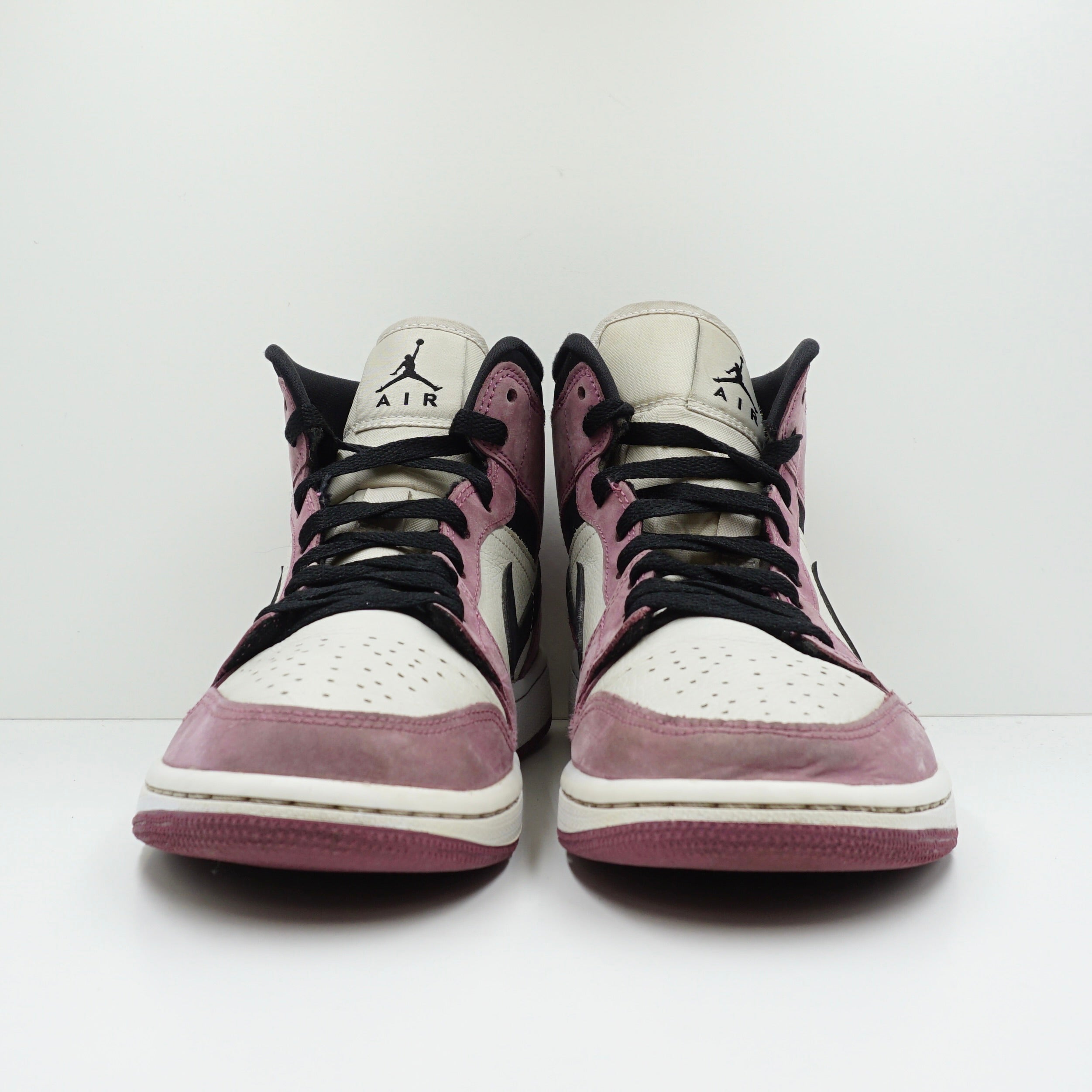 Jordan 1 Mid SE Light Mulberry (W)
