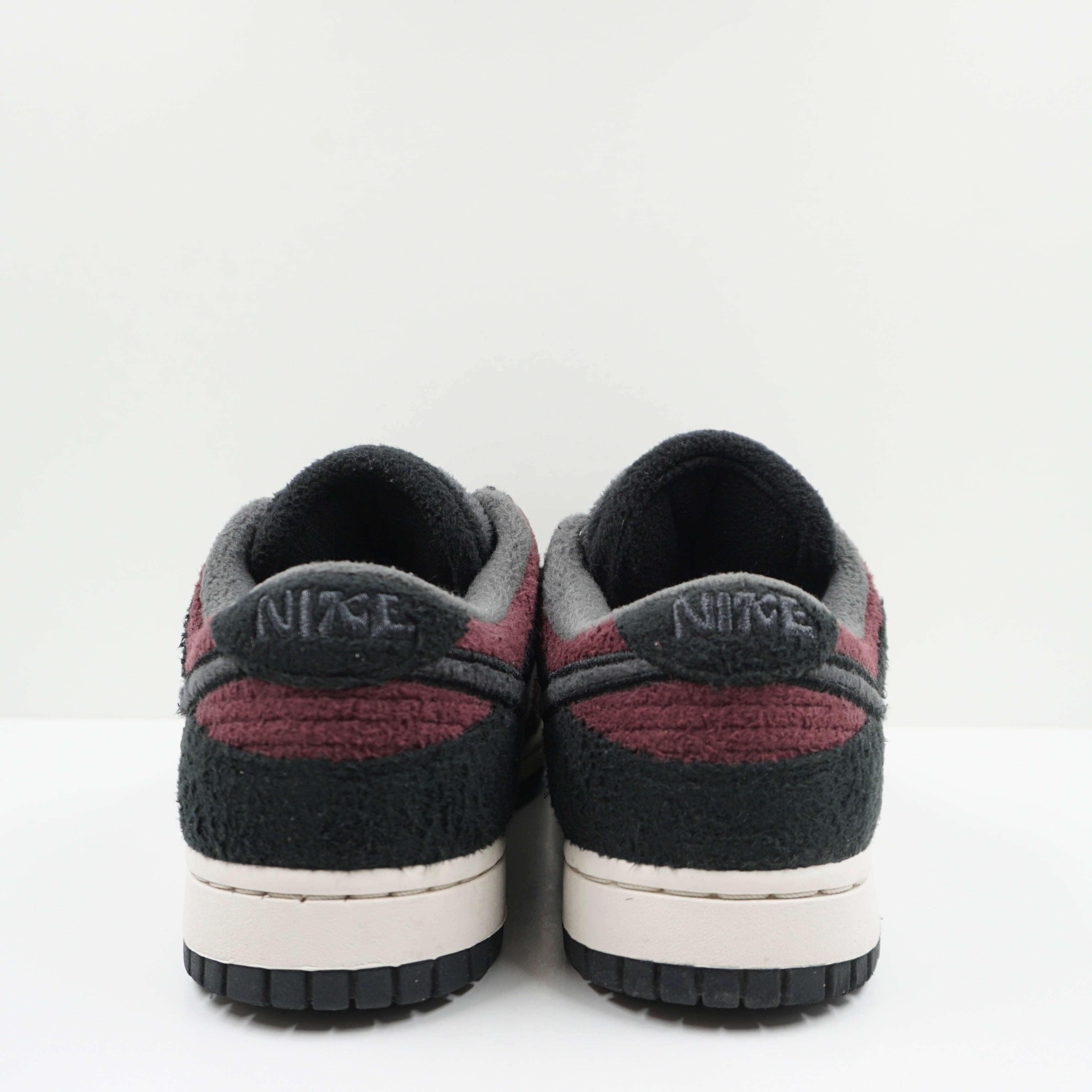 Nike Dunk Low SE Fleece Pack Burgundy Crush (W)
