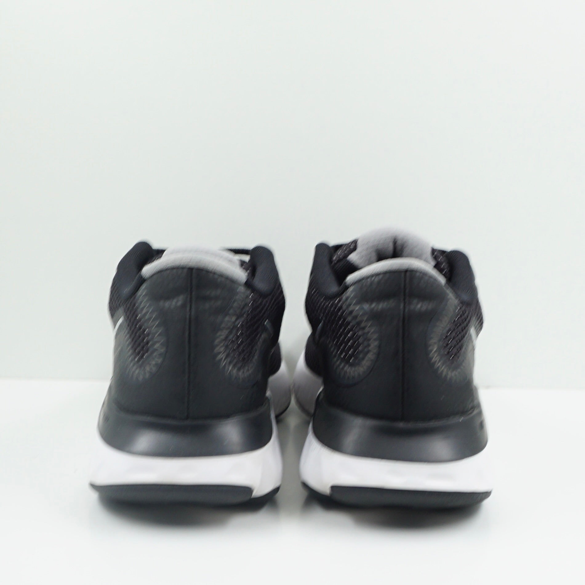 Nike Renew Run Black White (W)