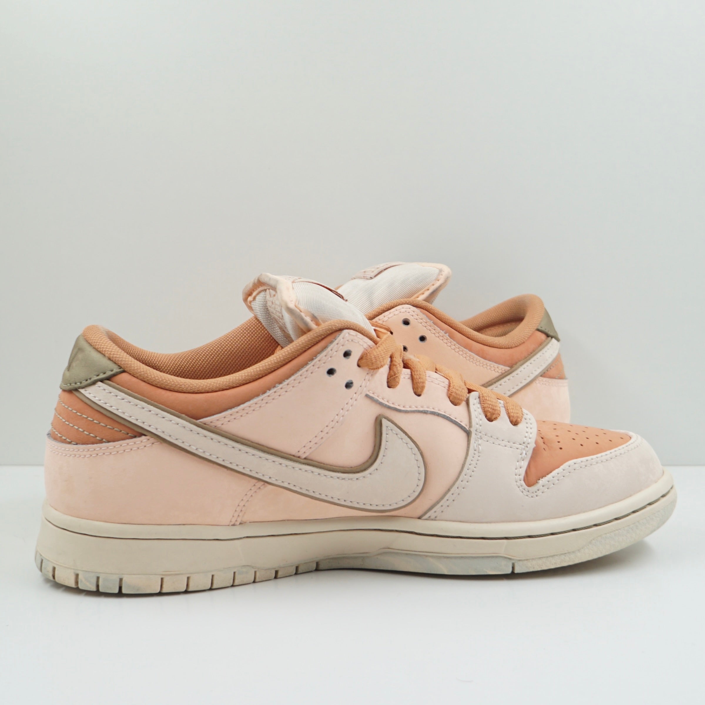 Nike SB Dunk Low Trocadéro Gardens