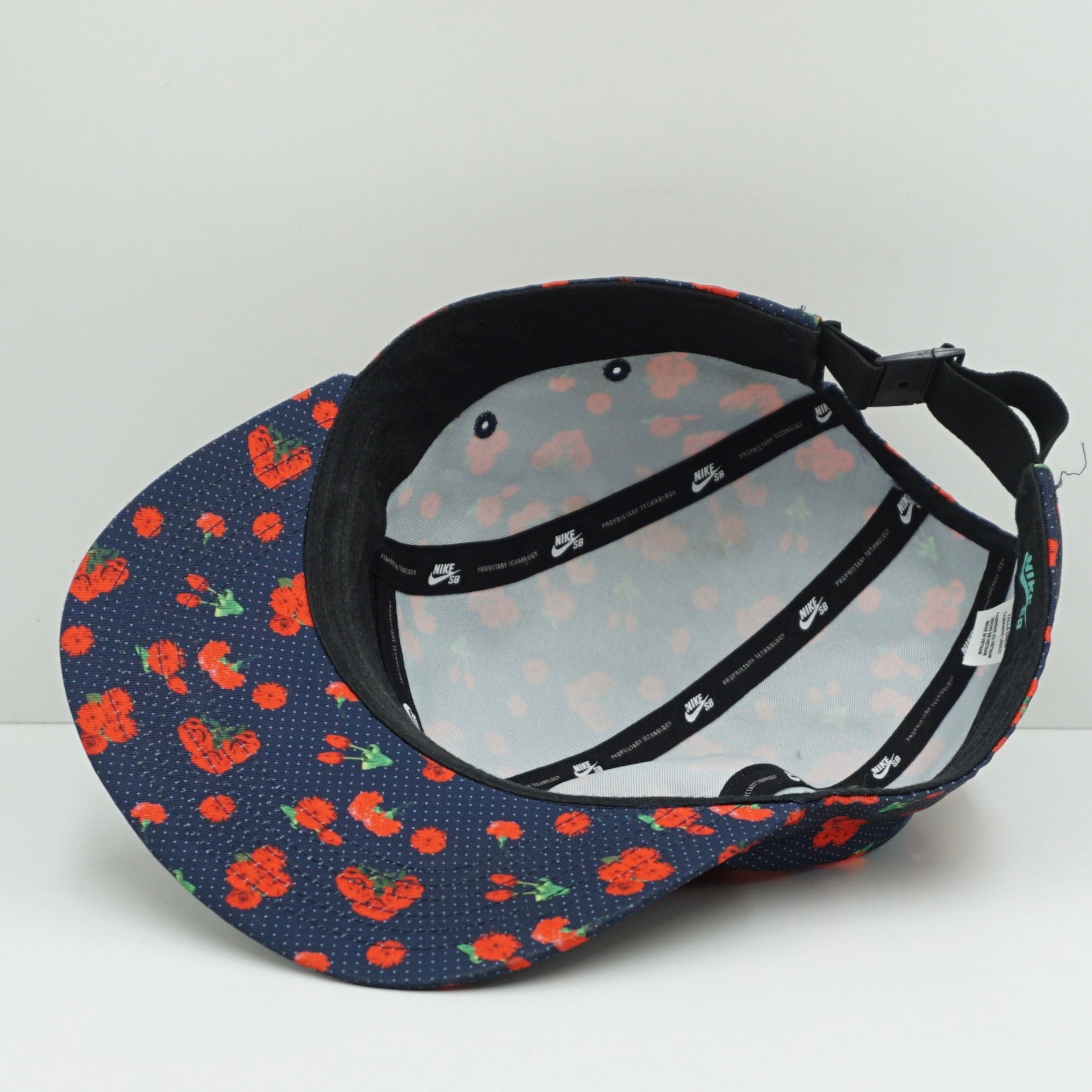 Nike SB Roses Cap