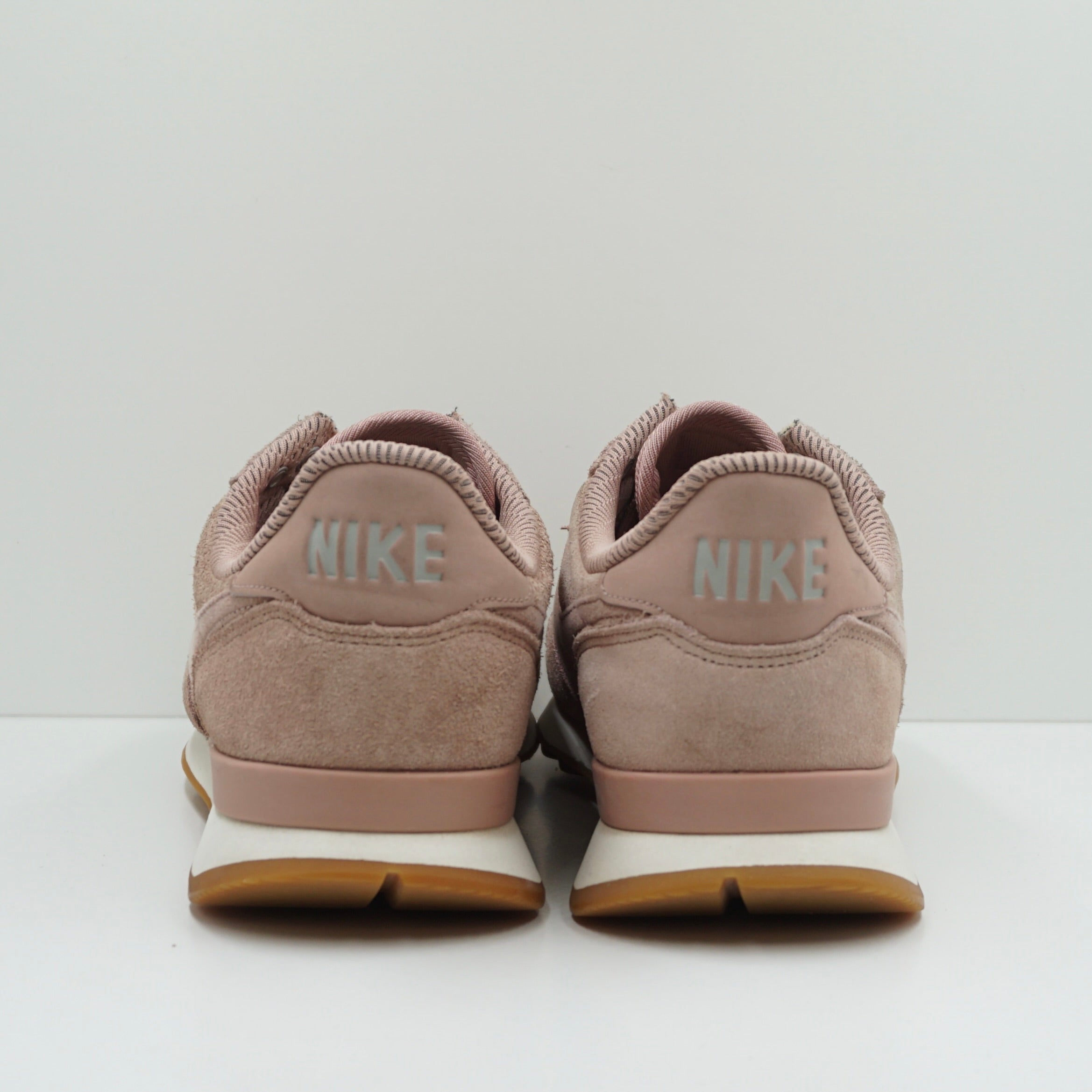 Nike Internationalist SE Pink (W)