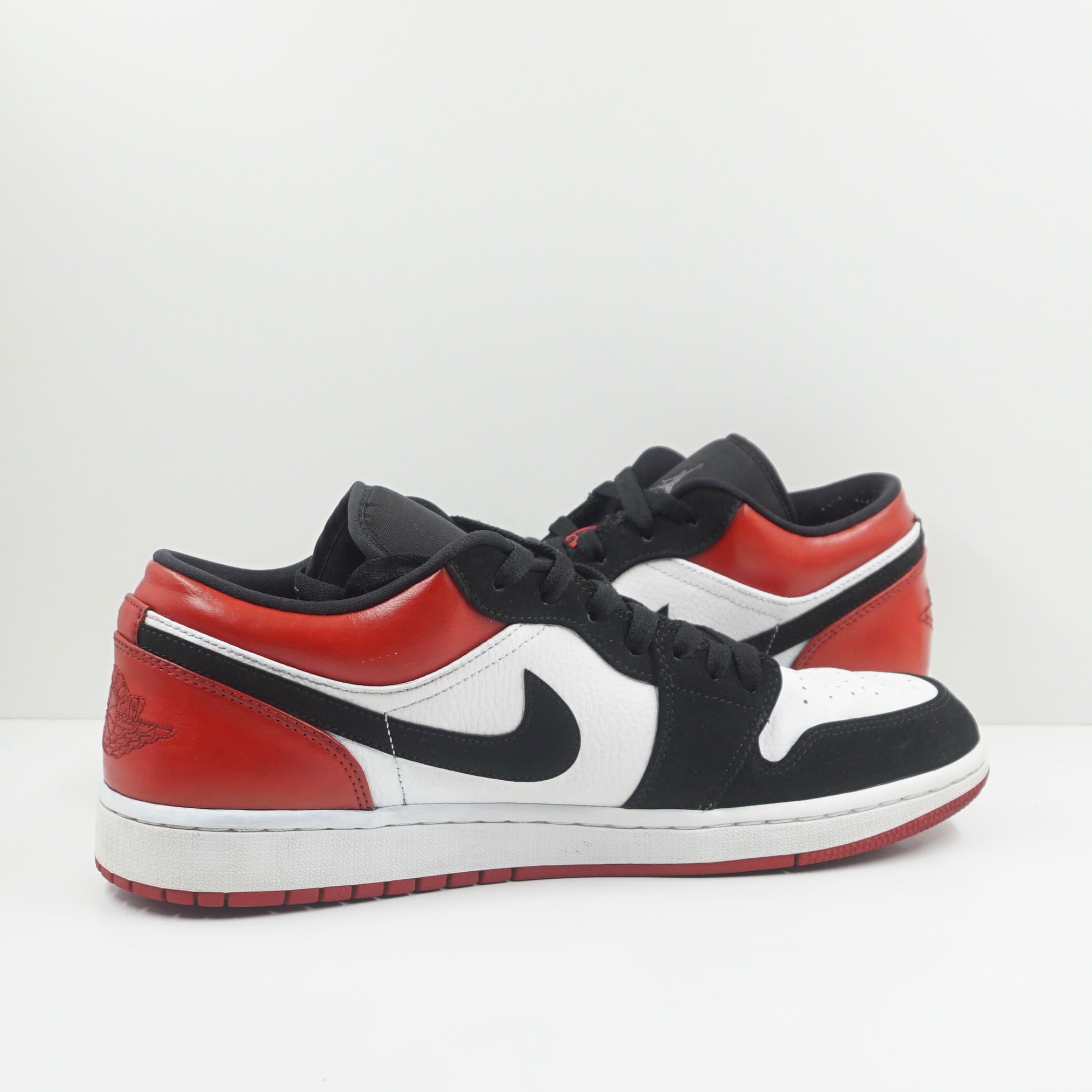 Jordan 1 Low Black Toe (2019)