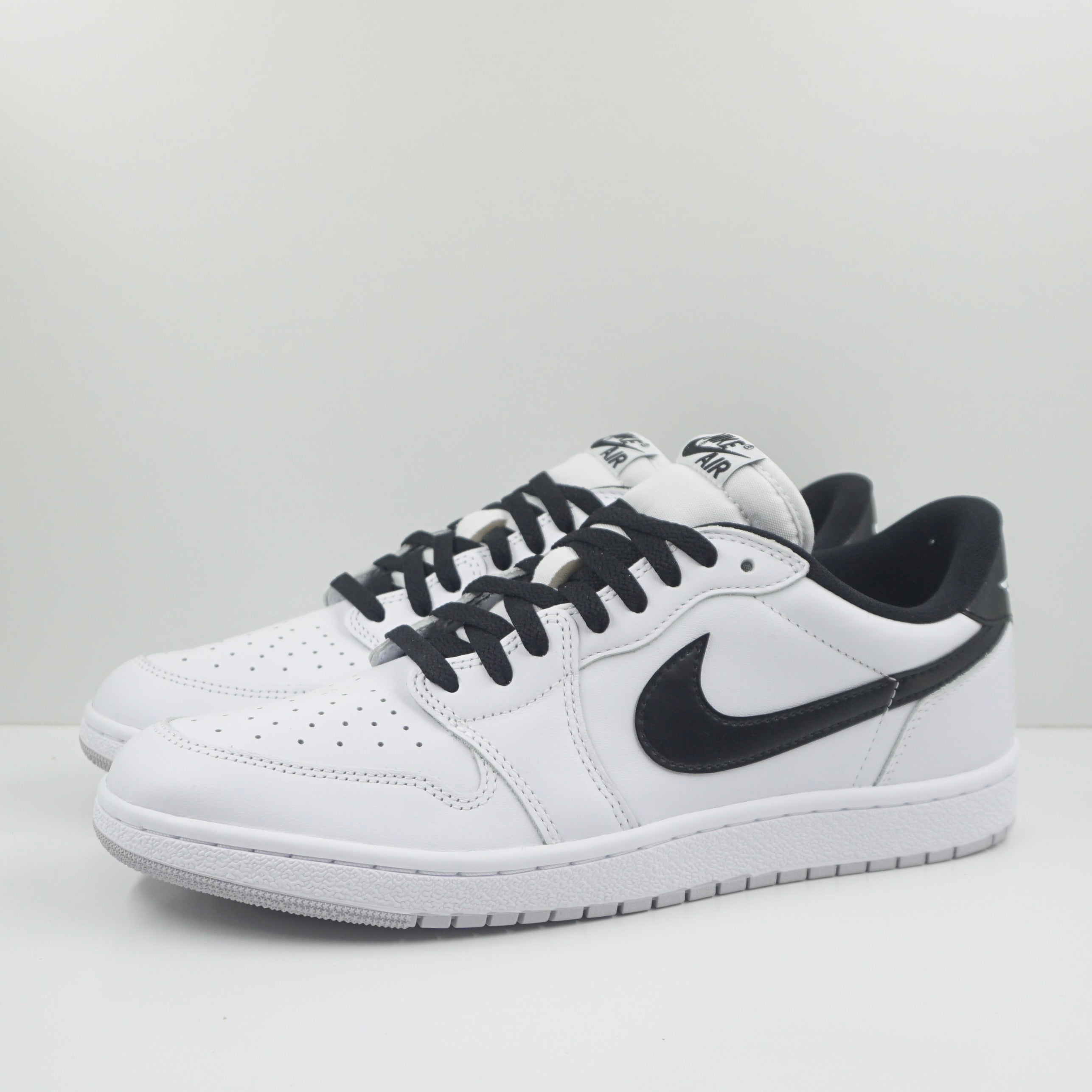 Jordan 1 Retro Low 85 Metallic Black