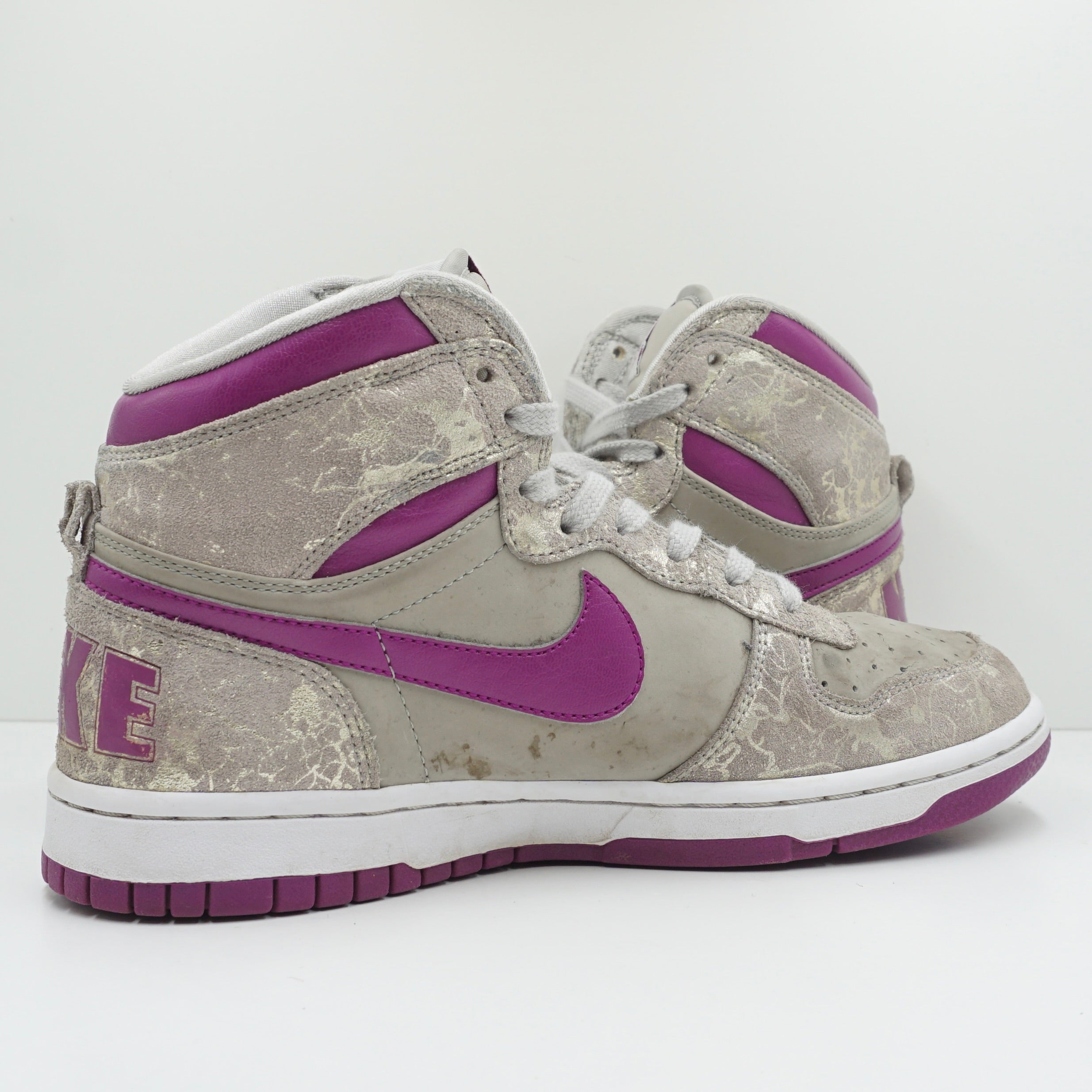 Nike High LE Granite Red Plum (W)