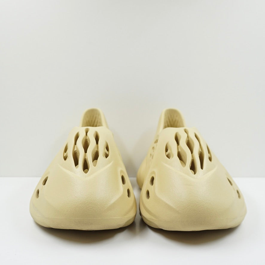 Adidas Yeezy Foam RNNR Sulfur