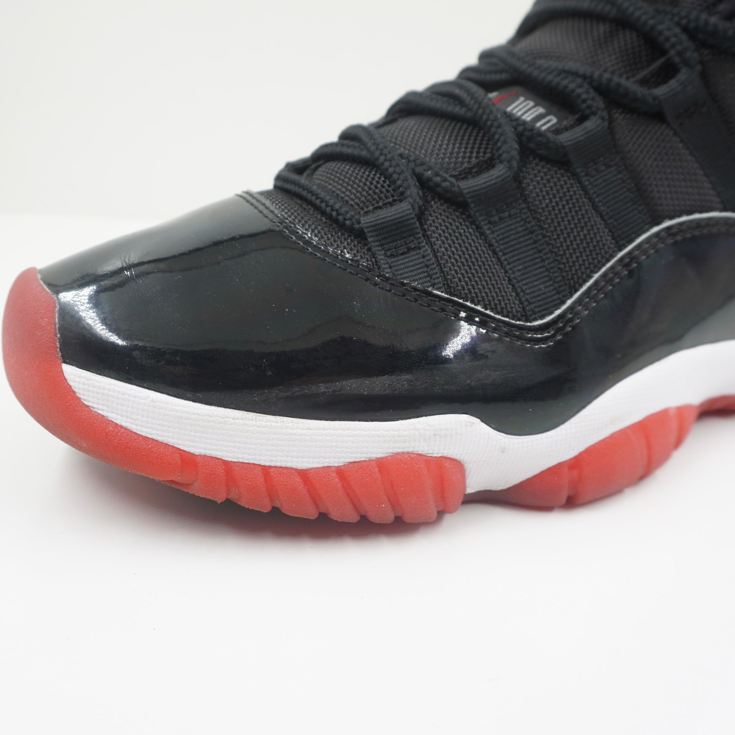 Jordan 11 Retro Playoffs Bred (2019)